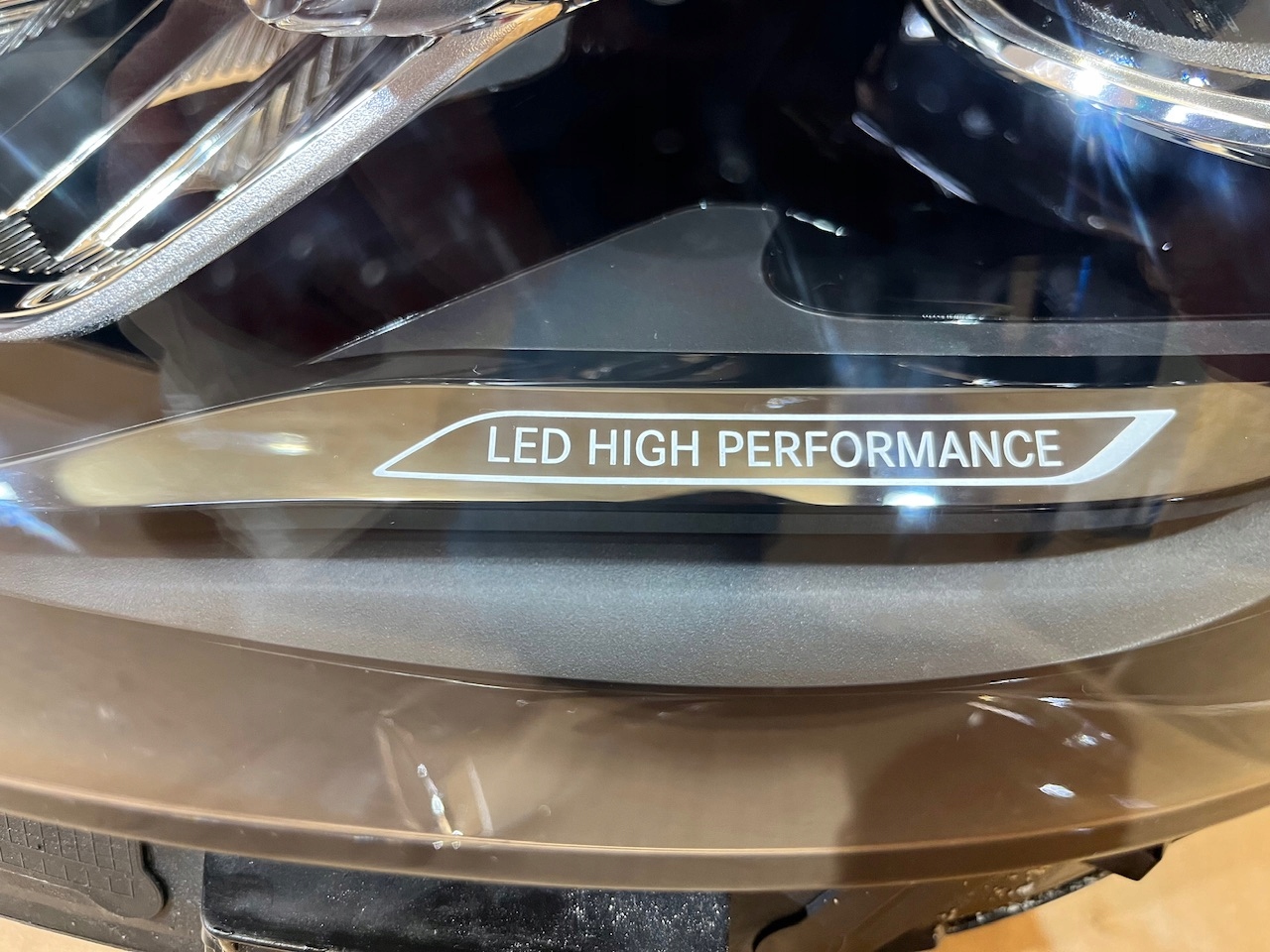 IDEALNE KPL. light front PRZENIA right + MODULY MERCEDES W206 LED USA 1
