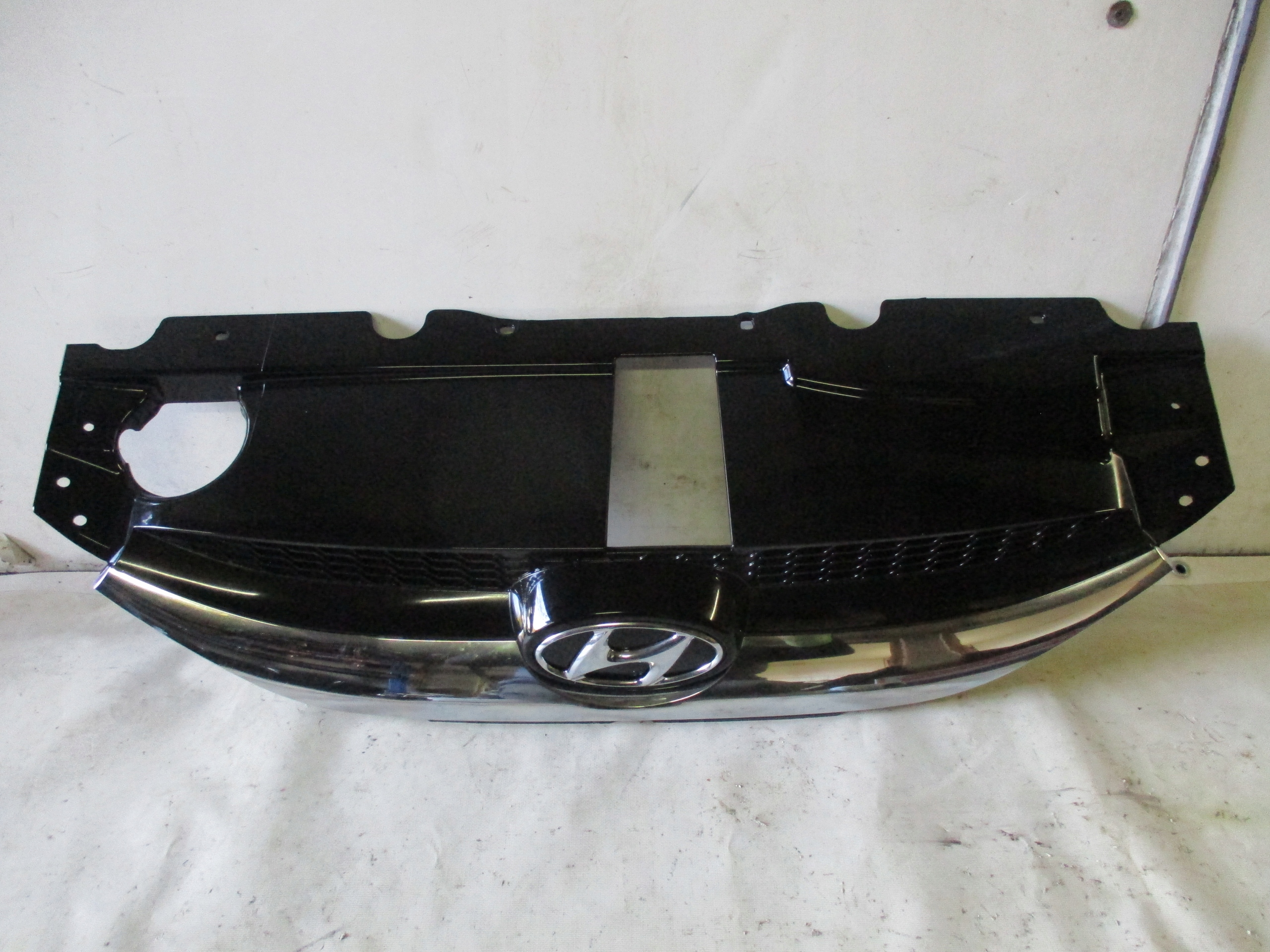 решетка радиатора Hyundai iX 35 09-14r 86351-2Y000