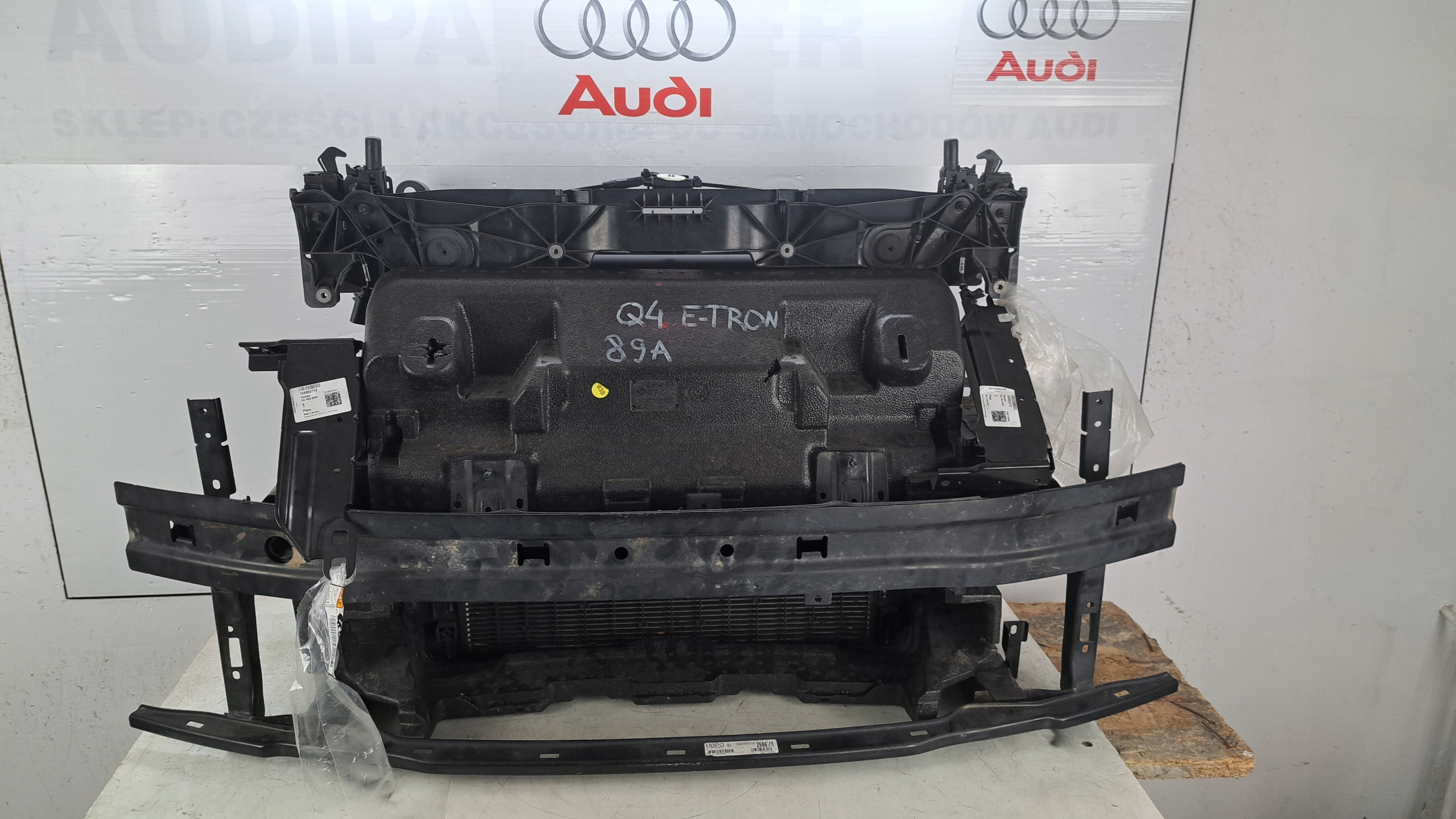 PAS WZMOCNIENIE AUDI AUDI Q4 89A E-TRON 2019-2024