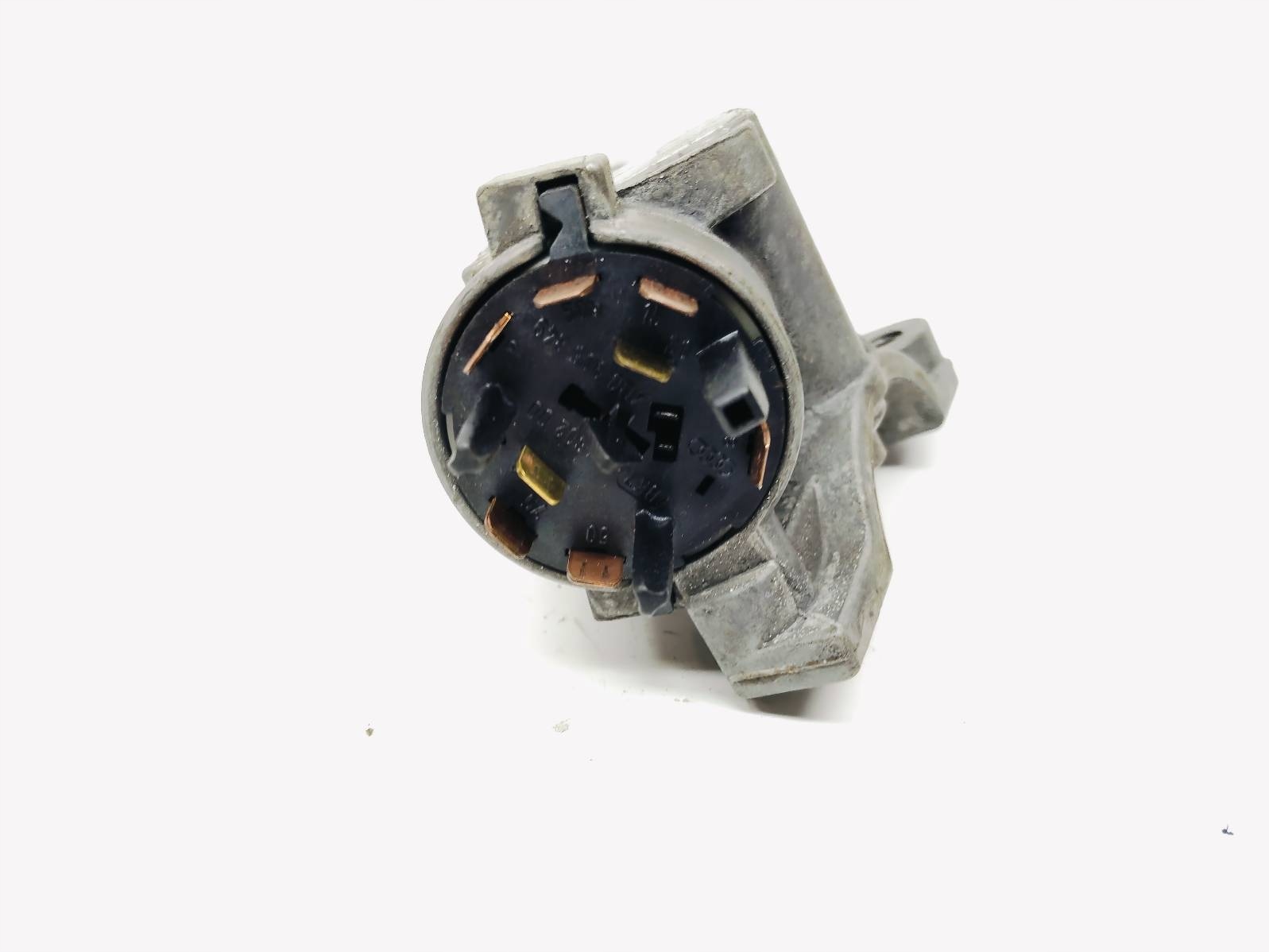ignition Volkswagen Polo 9N 1.4 TDI 4B0905851C