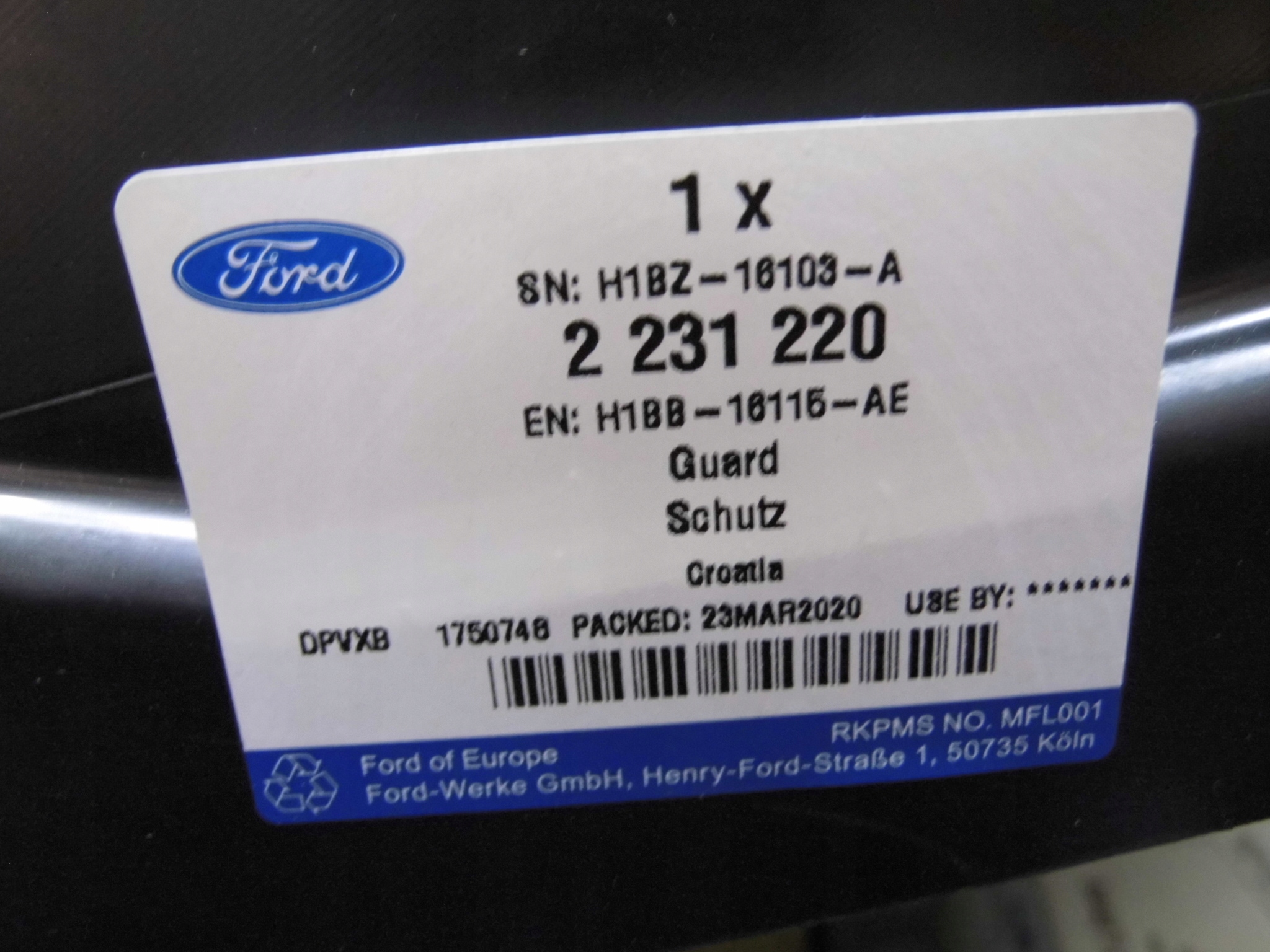 подкрылки переднее левое FORD Fiesta Mk8 2017-
