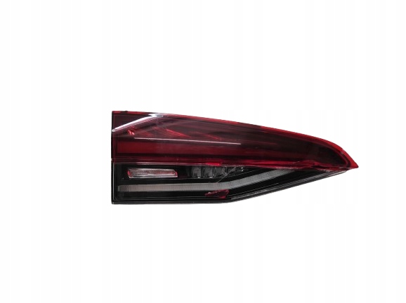SKODA OCTAVIA 4 IV 19- LAMPA LEWA TYŁ W KLAPĘ LED 5E6945307A