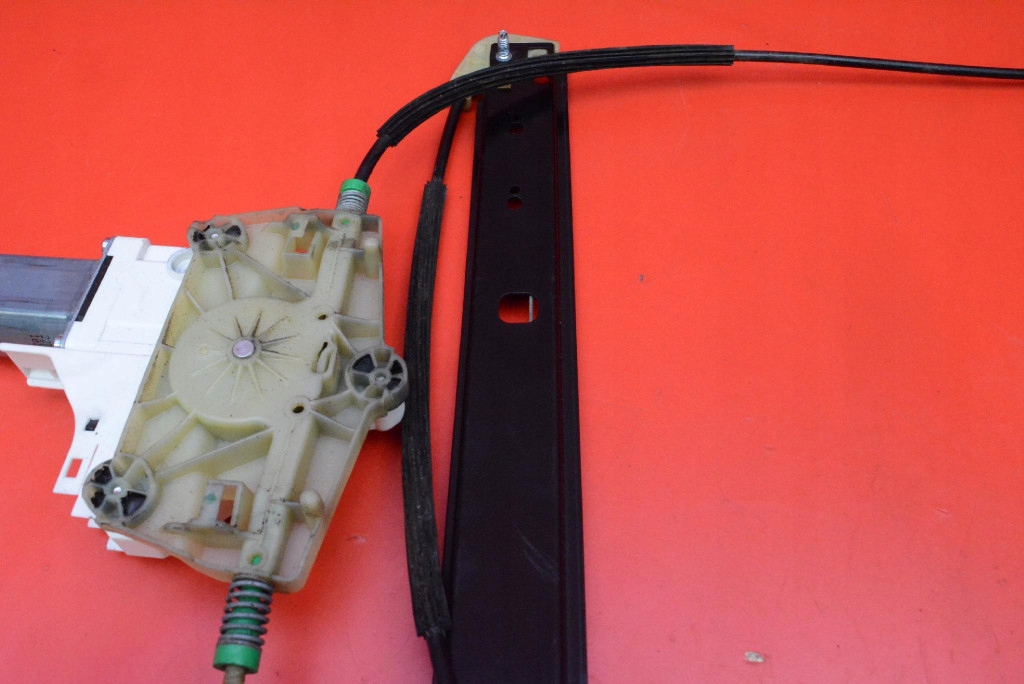 window regulator right front EU 4L0837462B AUDI Q7 4L LIFT 08-15