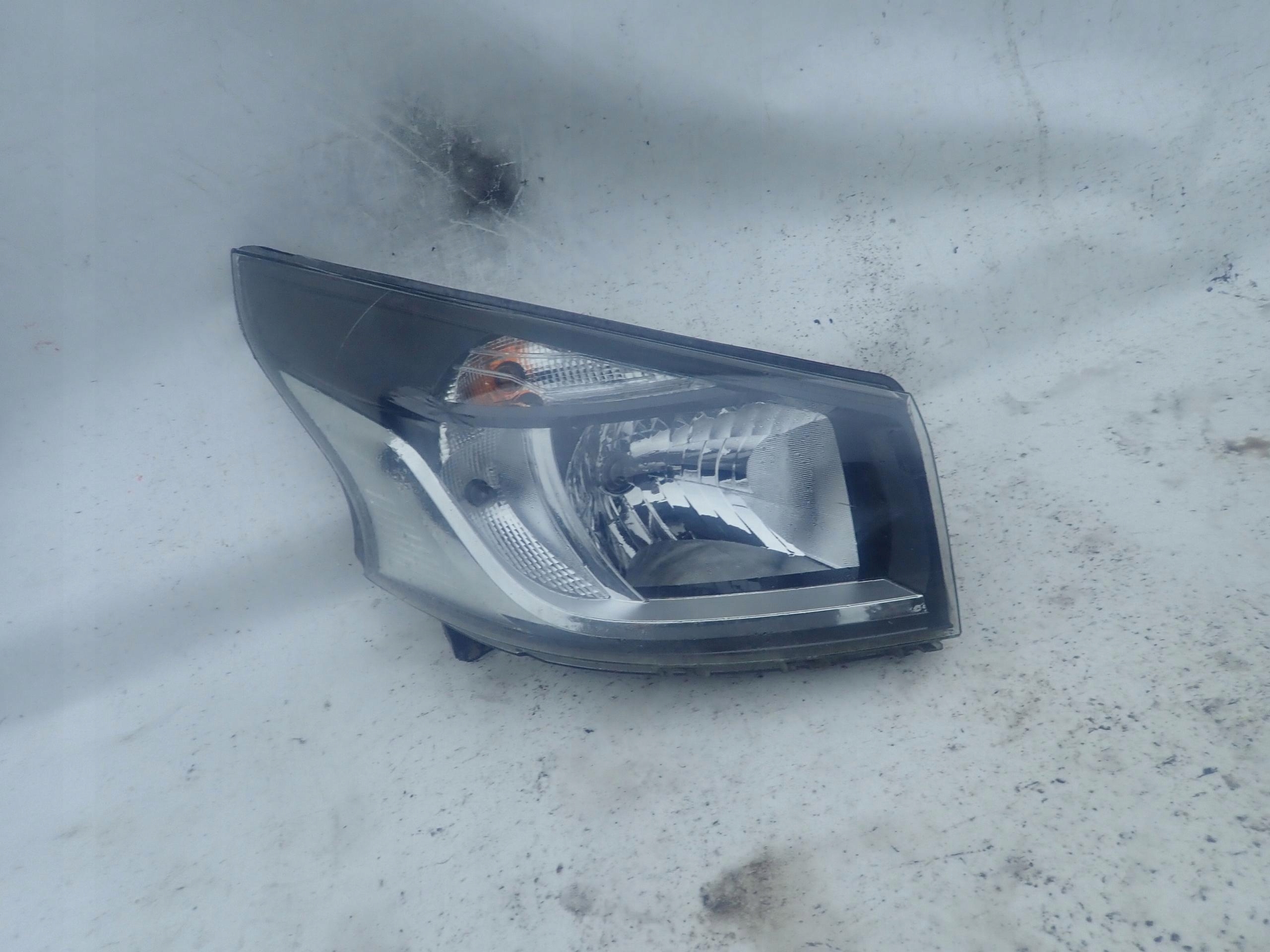 OPEL VIVARO B TRAFIC III light right front