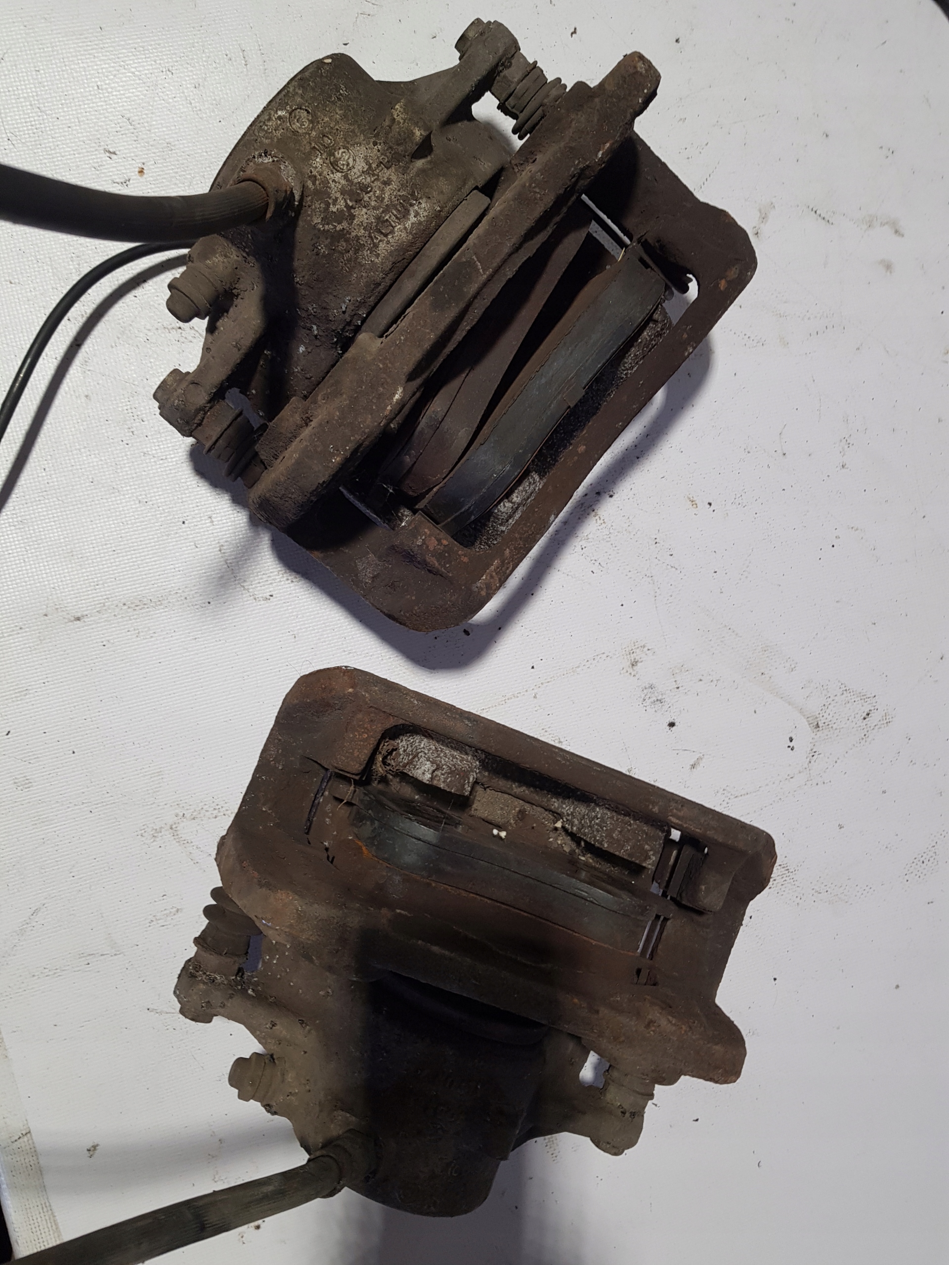caliper brake left front MERCEDES W204 3.0 CDI