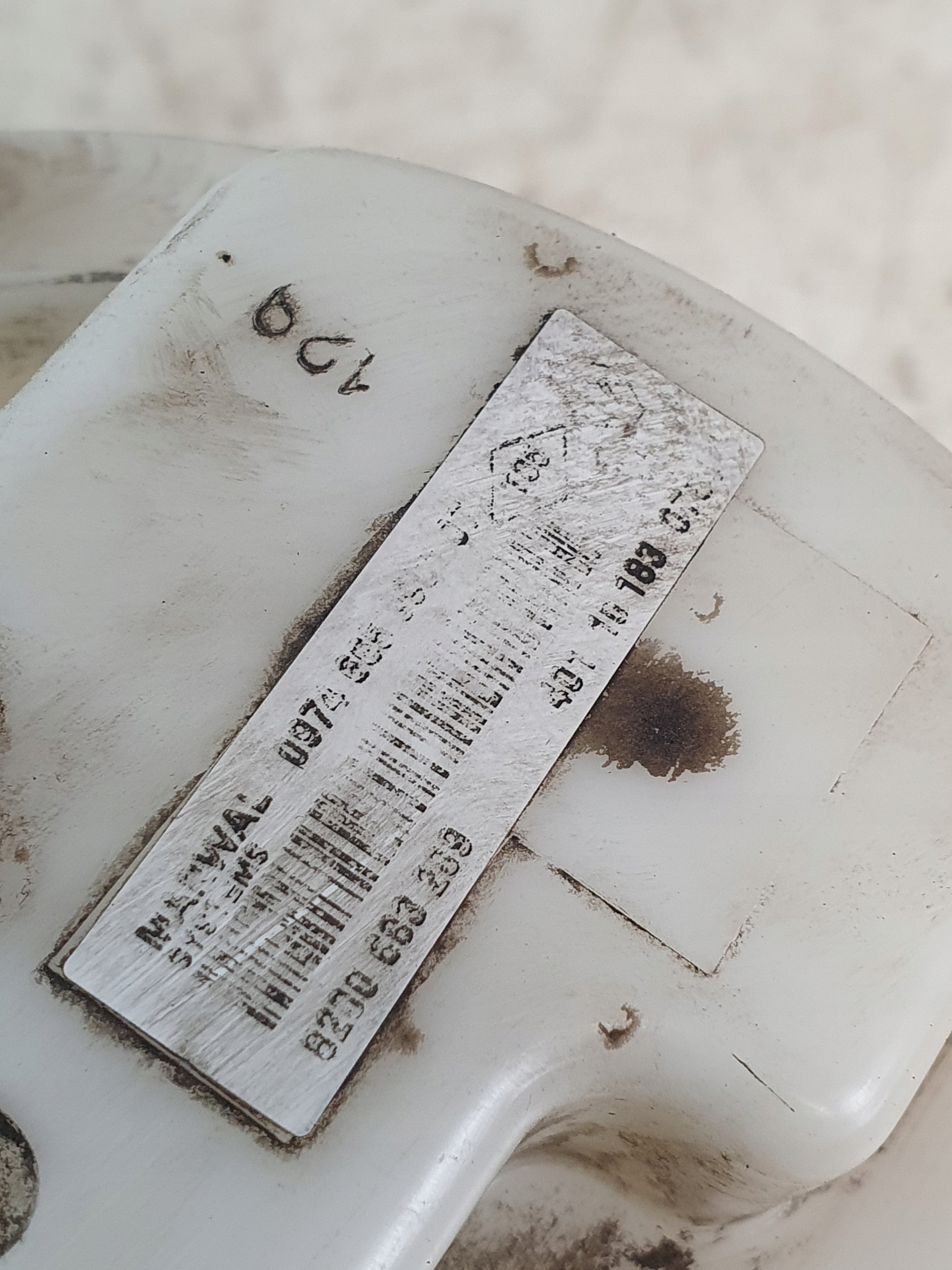 feed pump OE 82 00 683 209 RENAULT THALIA II 1.2B 10r.