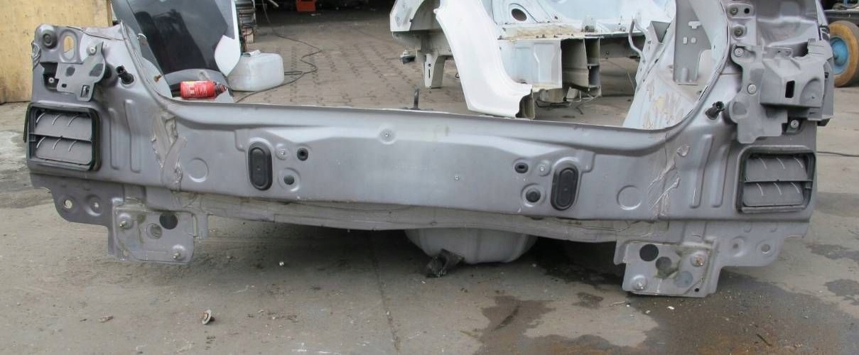 RENAULT CLIO 4 IV 5D HB rear part rear panel quarter floor sump 2012-2019