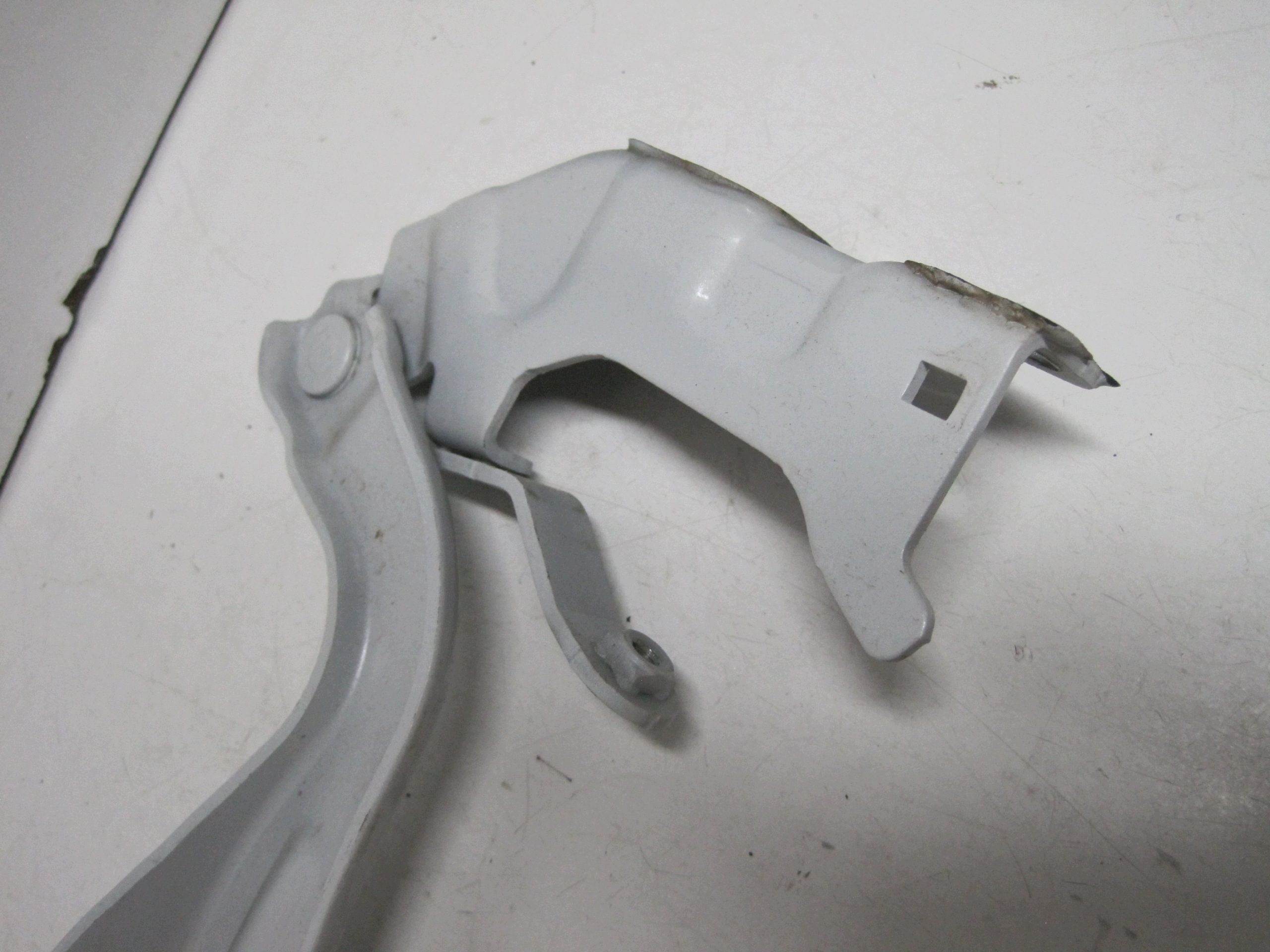 hinge bonnets NISSAN JUKE F16 II right