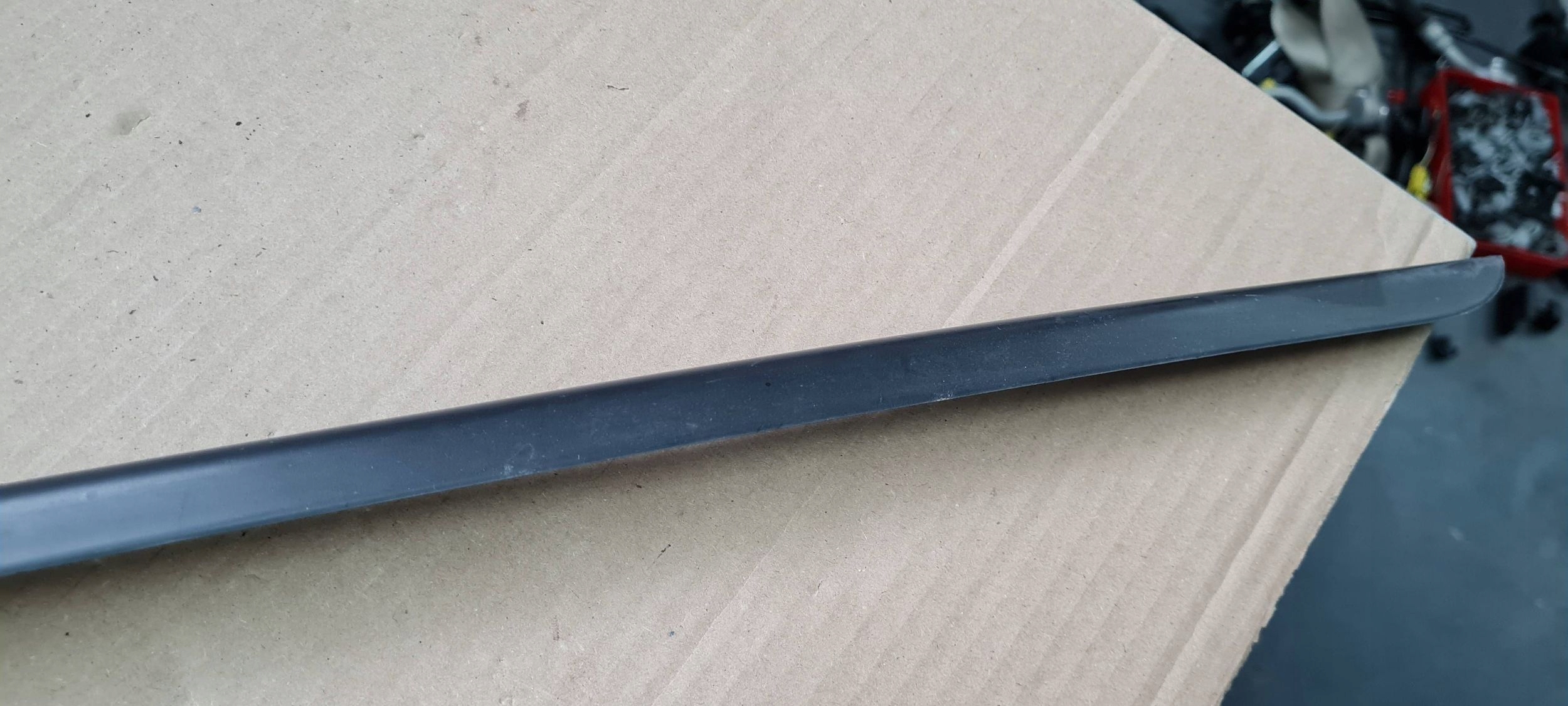 Q5 80A SQ5 moulding dust windows CZOLOWEJ left 80A854327B