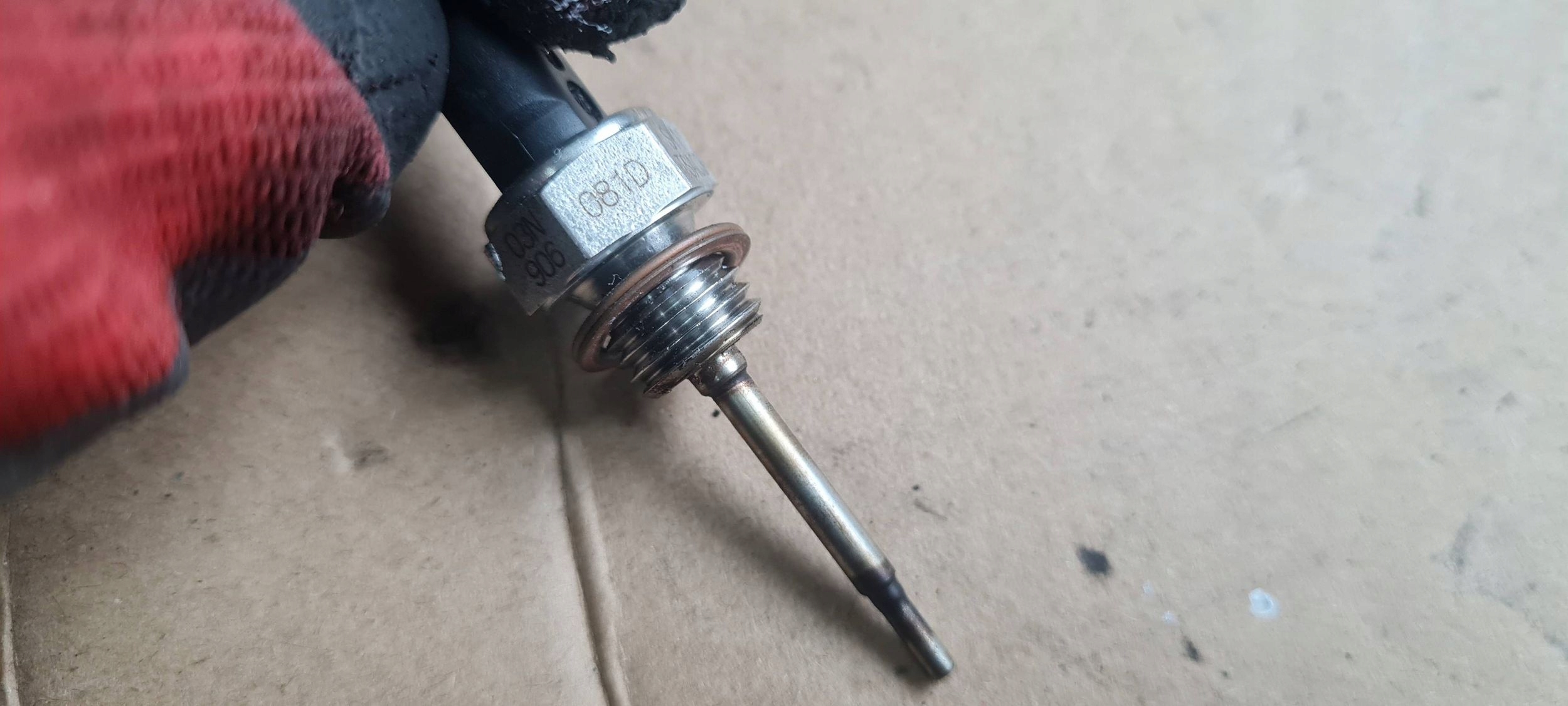 A5 8W LIFT Sensor TEMPERATURY 2.0 TDI 03N906081D A4 B9 8W Q5 A6 C8