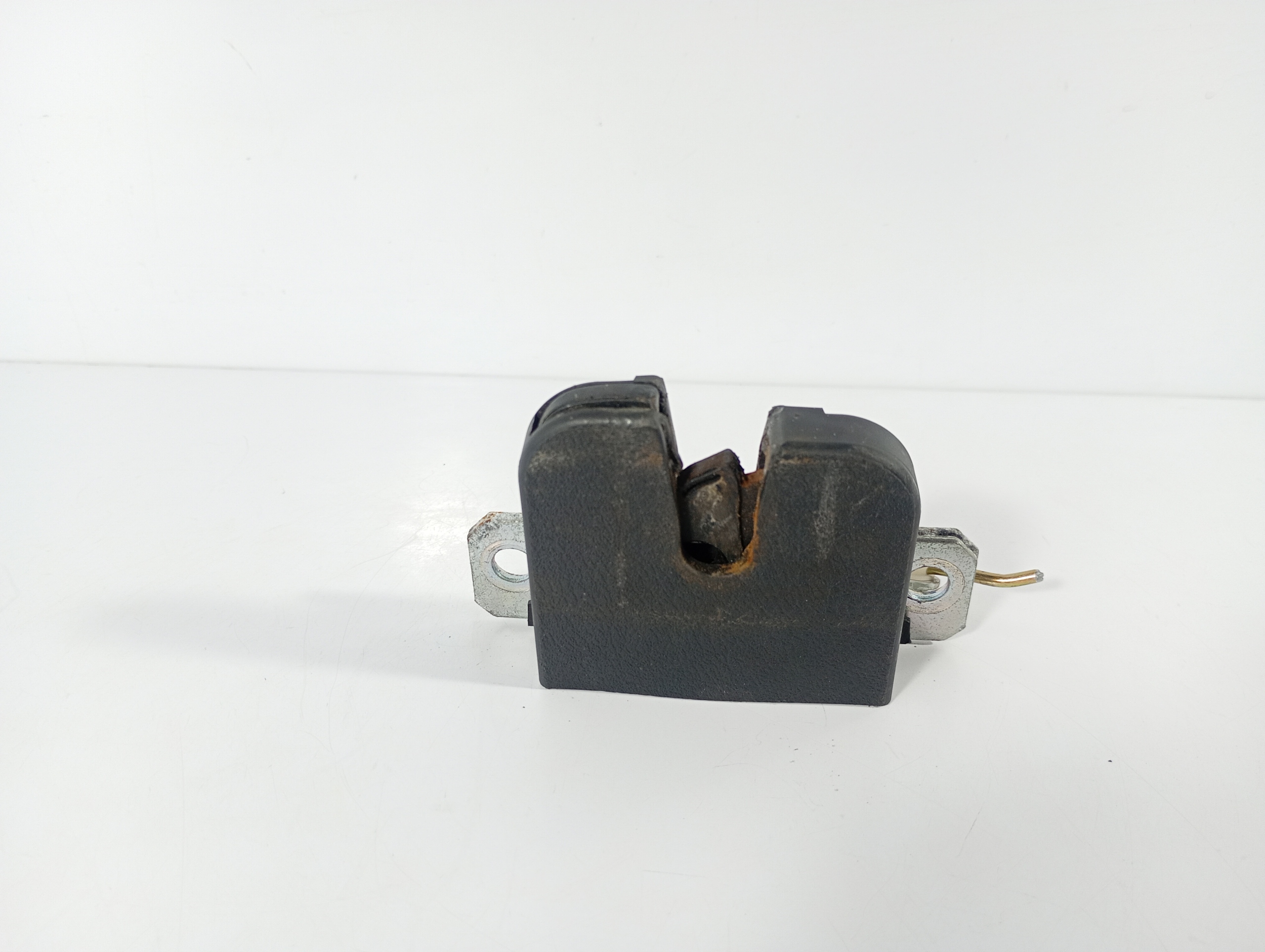 Seat Ibiza 3 III 02-08 lock bonnet boot OE 6L6827505A