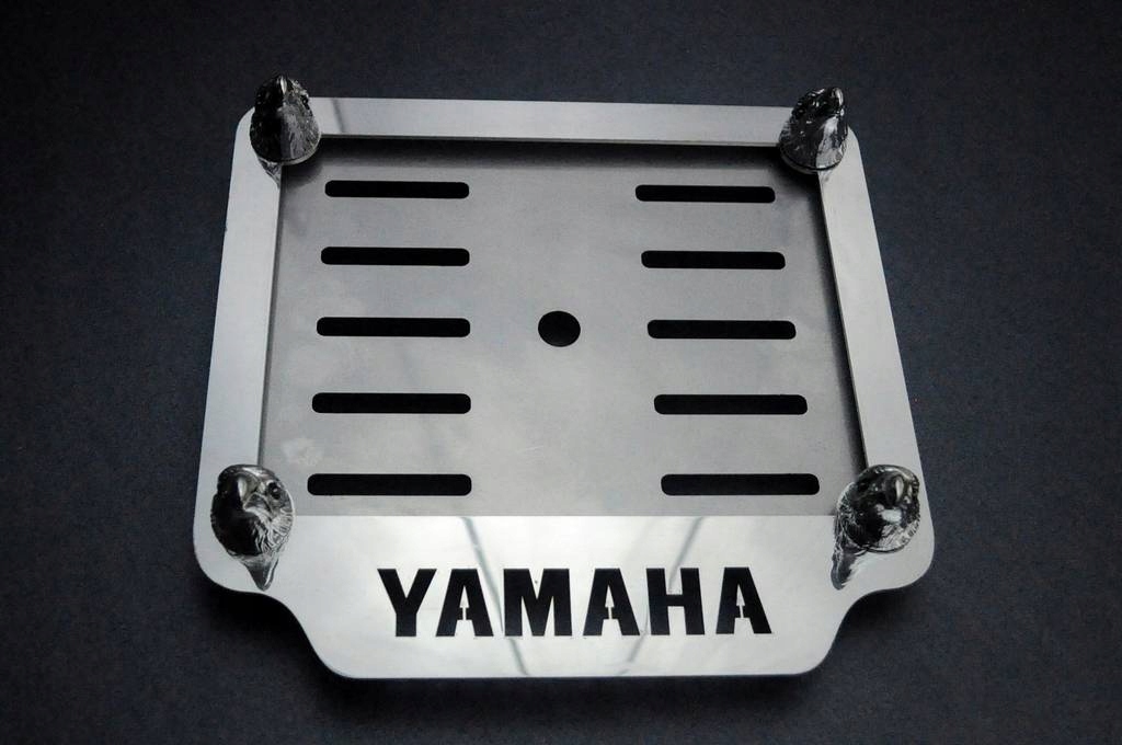 РАМКА НОМЕРНОГО ЗНАКА МОТОЦИКЛА-YAMAHA