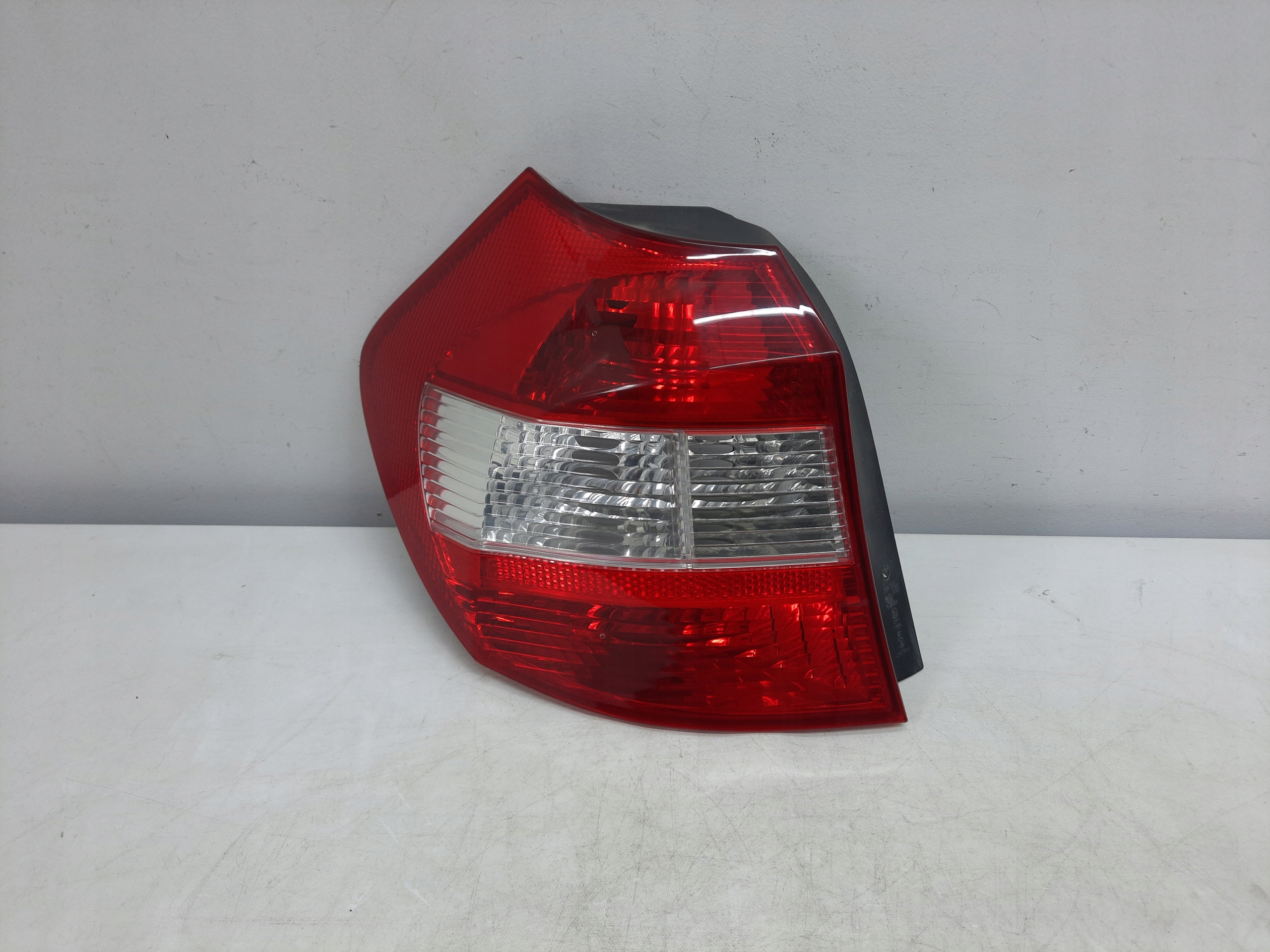 BMW 1 and E81 E87 04-07 light left rear part original EUROPA