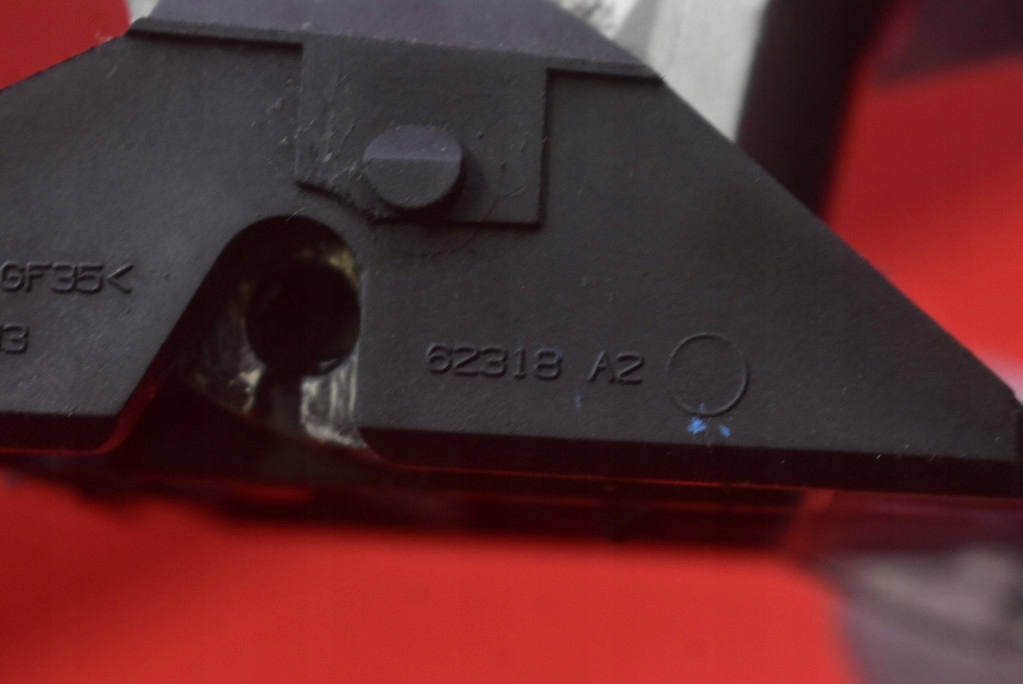 handle inner right front grey 62318A2 TOYOTA VERSO 1 and 09-13