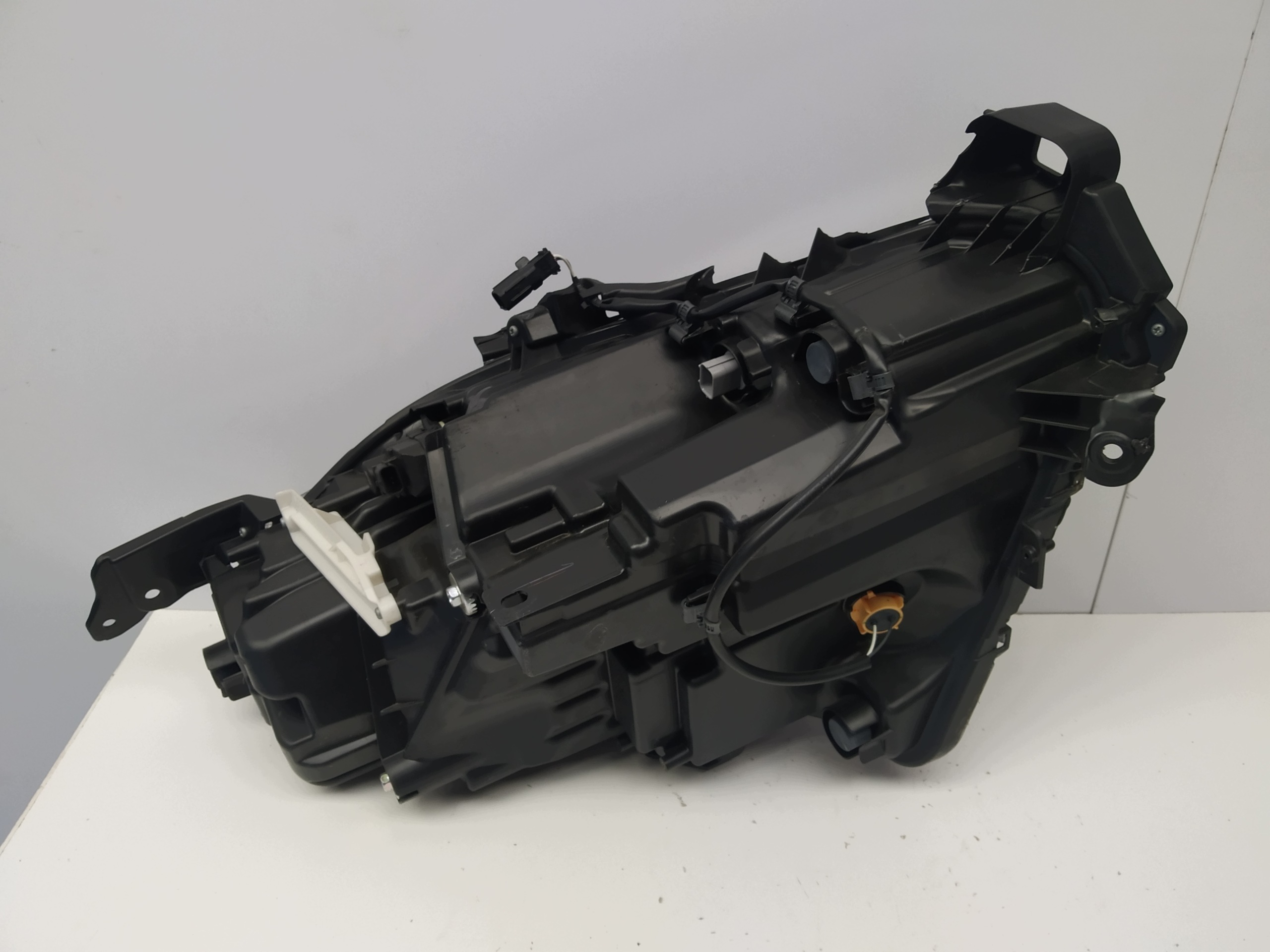 2024r + Suzuki Swift Mk9 IX reflektor light front left Full LED W7091