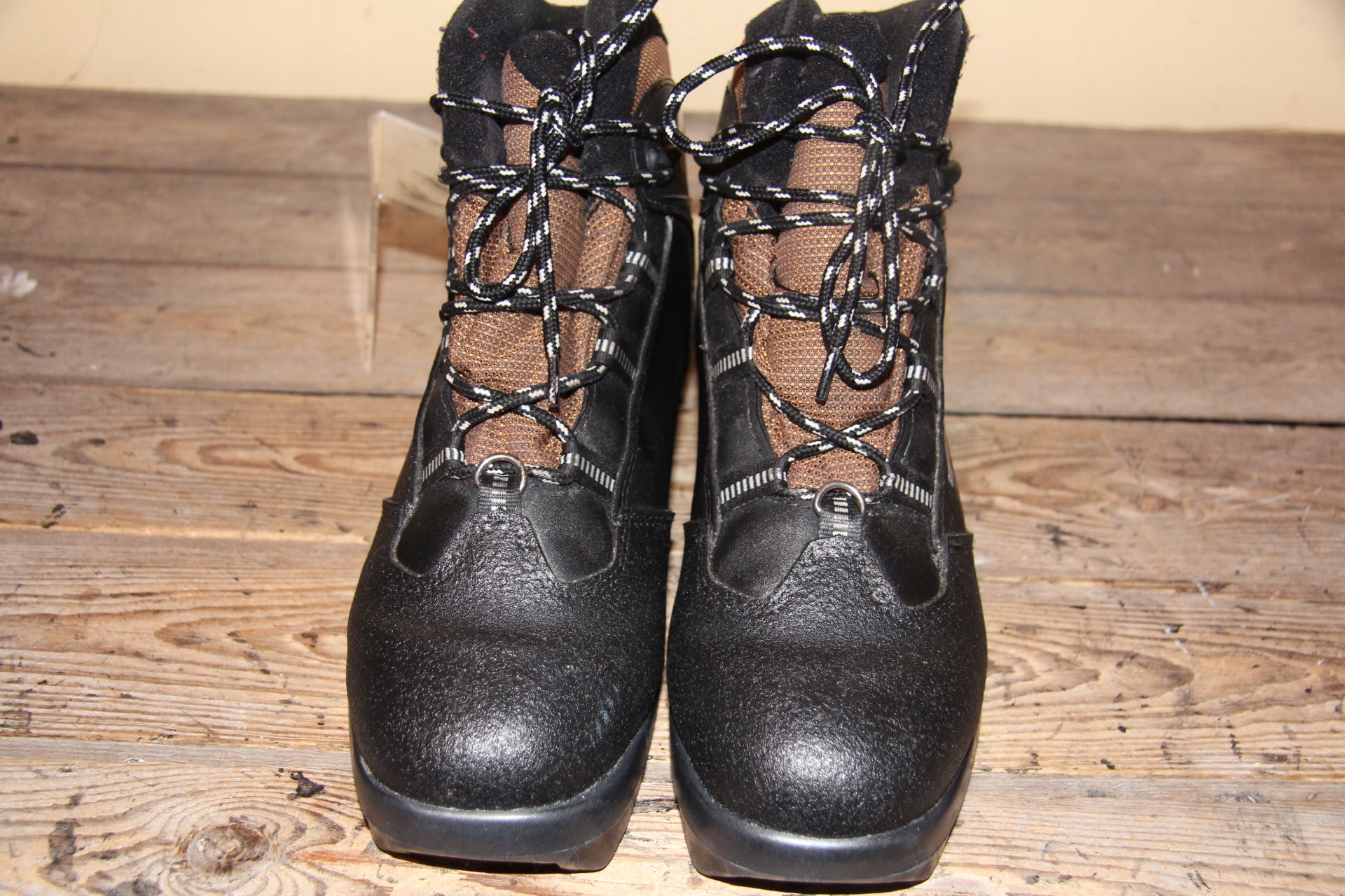 ROSSIGNOL BCX2 NNN BC - ROZ.40/26CM Rozmiar 40