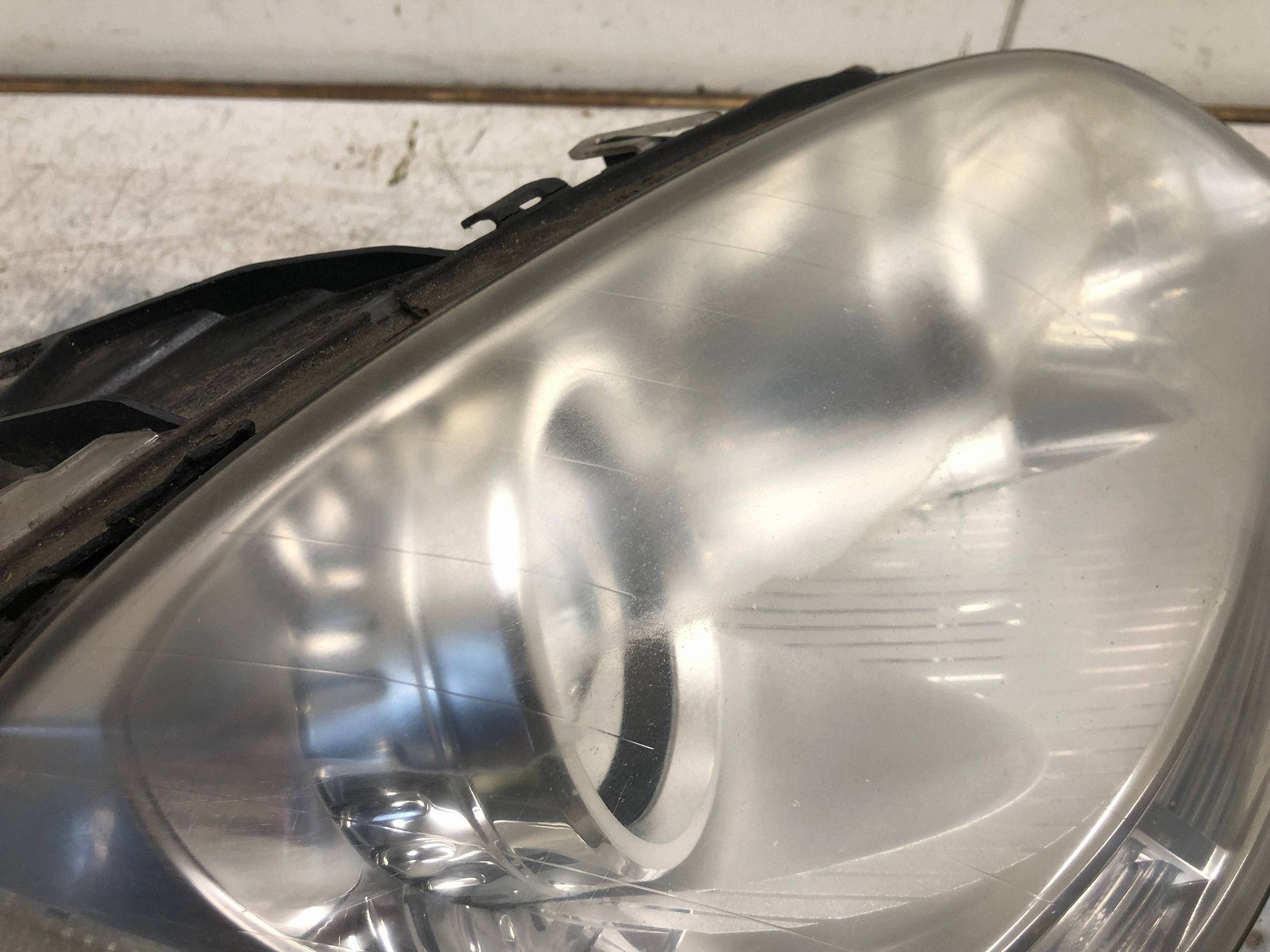 light right front MERCEDES ML W164 A1648202059