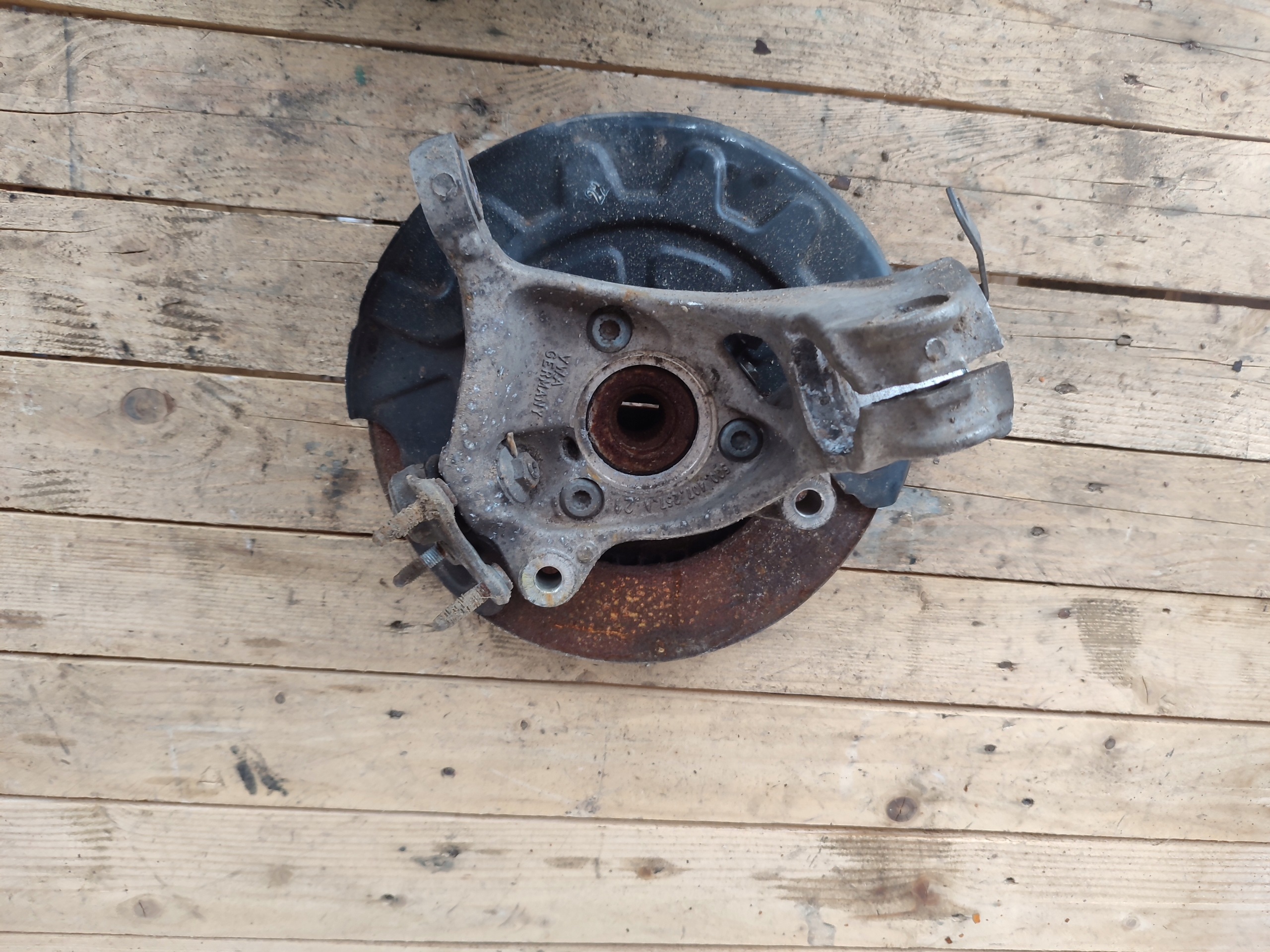 swing front left left front Audi Q3 83A 5Q0407257A