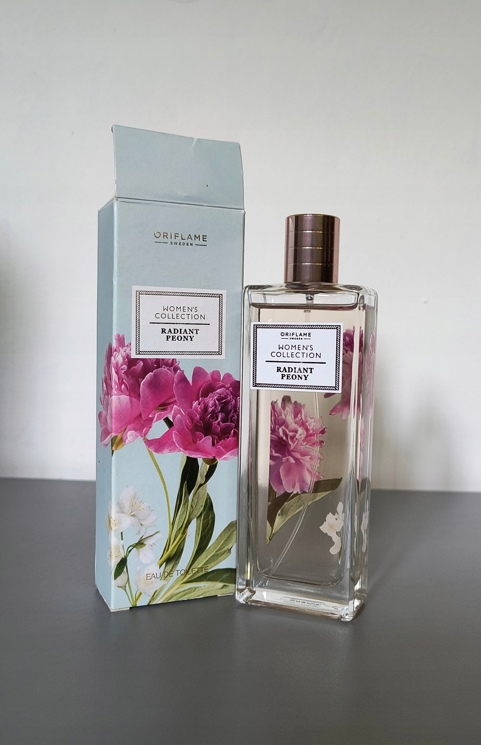 Woda toelatowa Women's Collection Radiant Peony 75 ml Oriflame