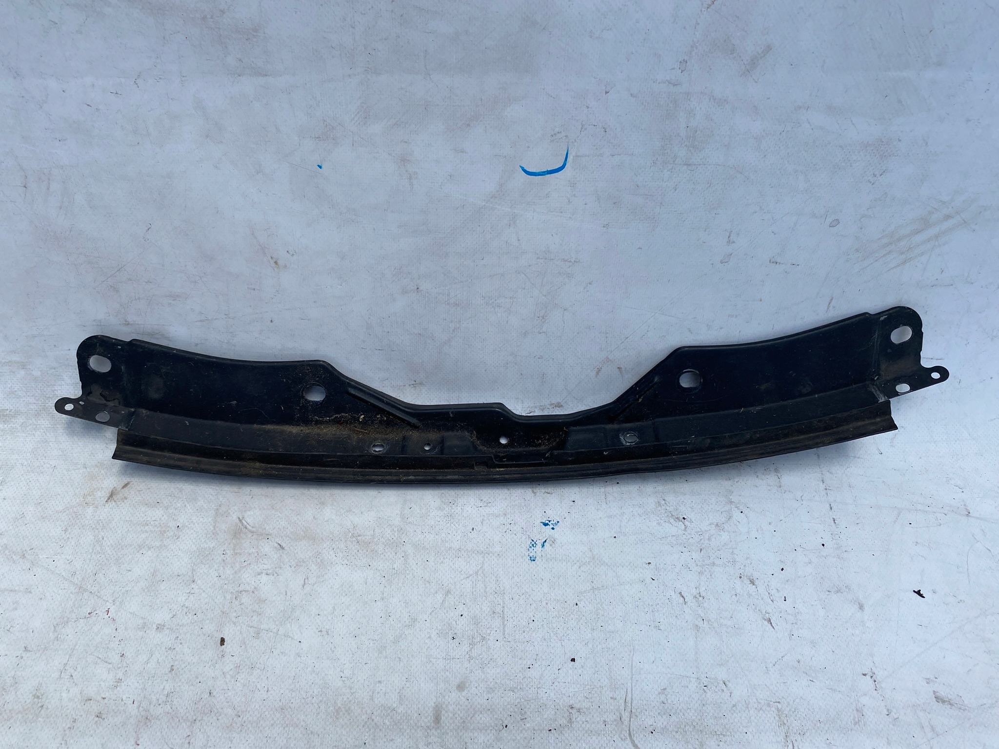 MAZDA MX-5 06-14 GORA der Stoßstange GRILLA Halter