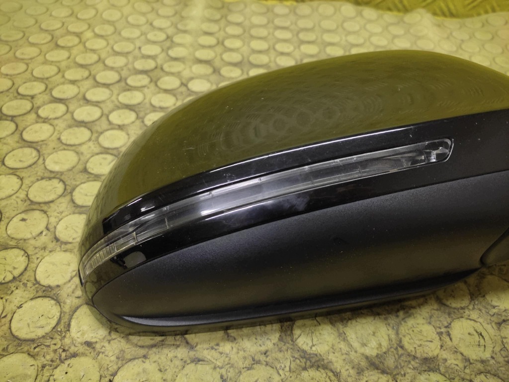 AUDI A4 B8 mirror right LY9B 6 PIN