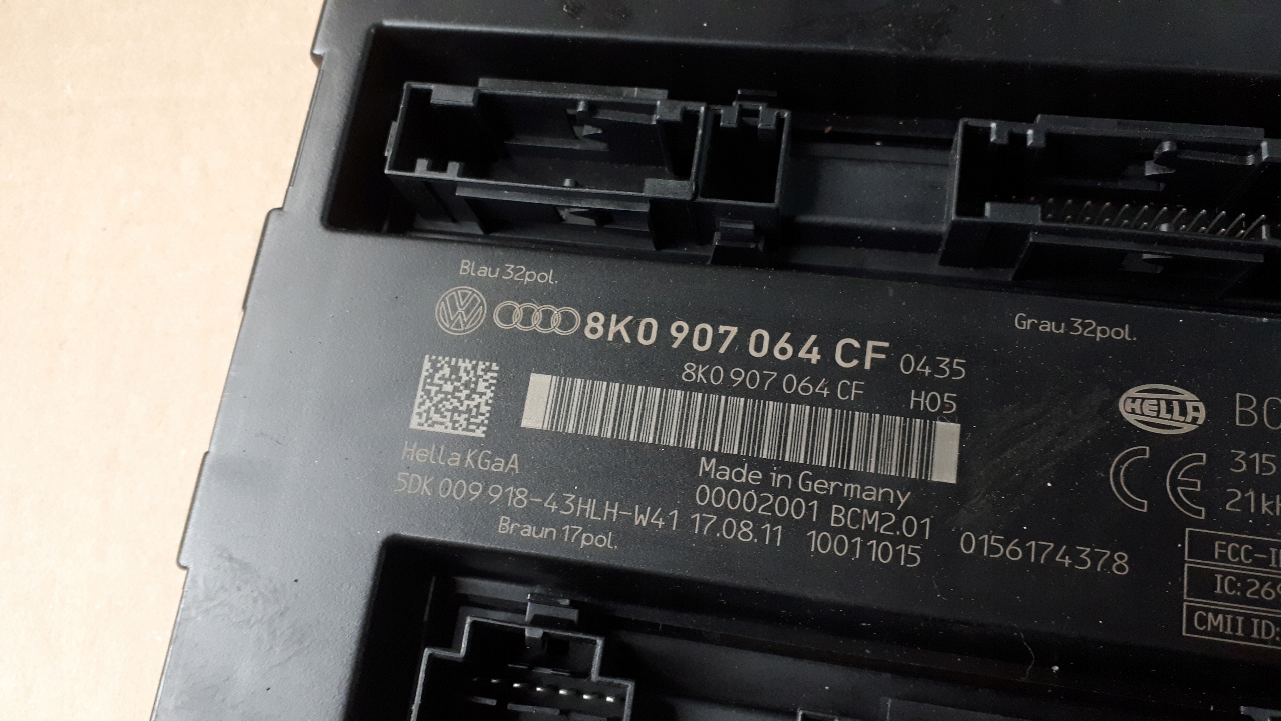 S4 B8 A4 module control unit BCM KOMFORTU 8K0907064CF