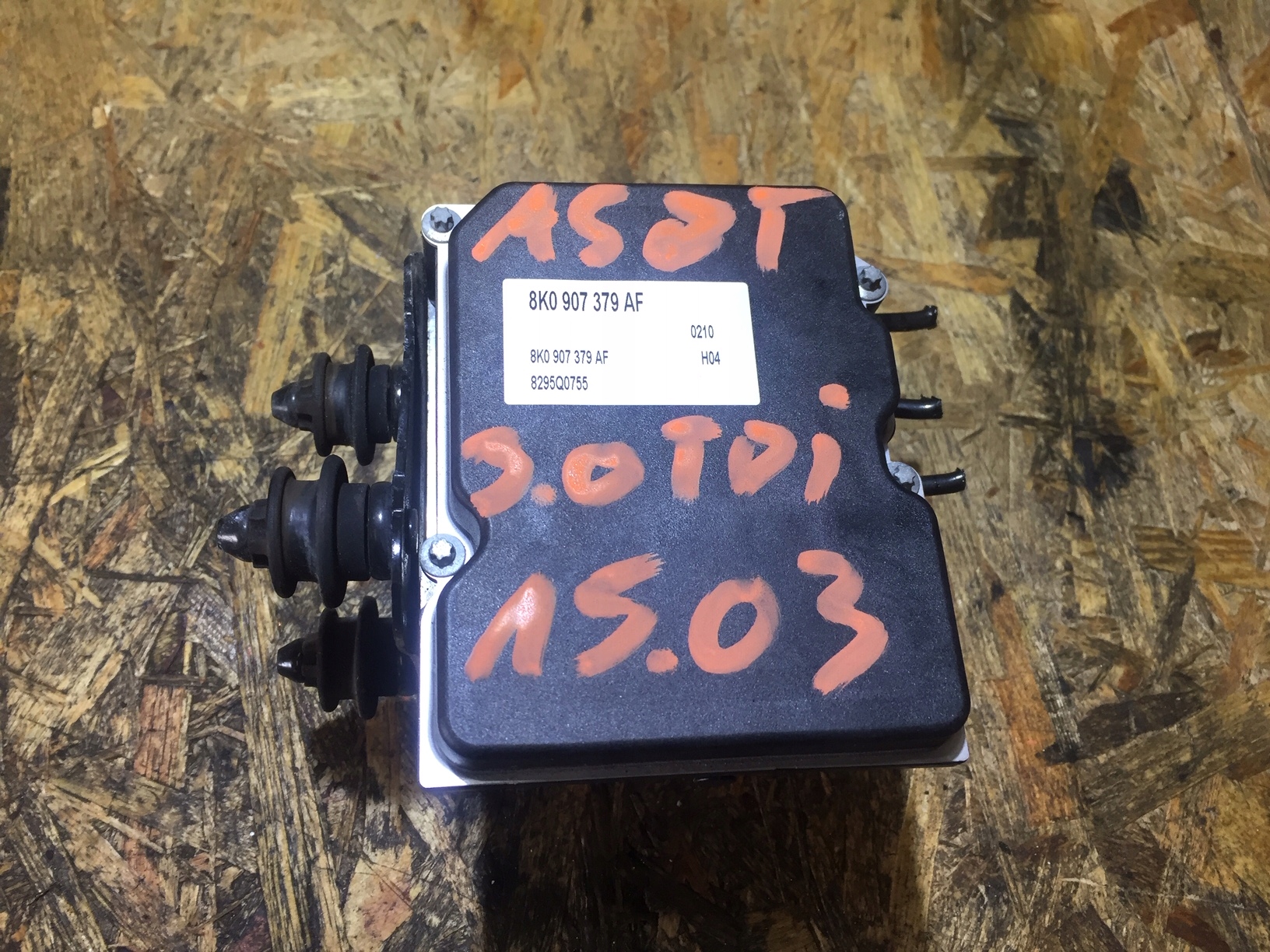 8K0614517CE - AUDI A4 B8 A5 8T главный тормозной цилиндр ABS 8K0907379AF