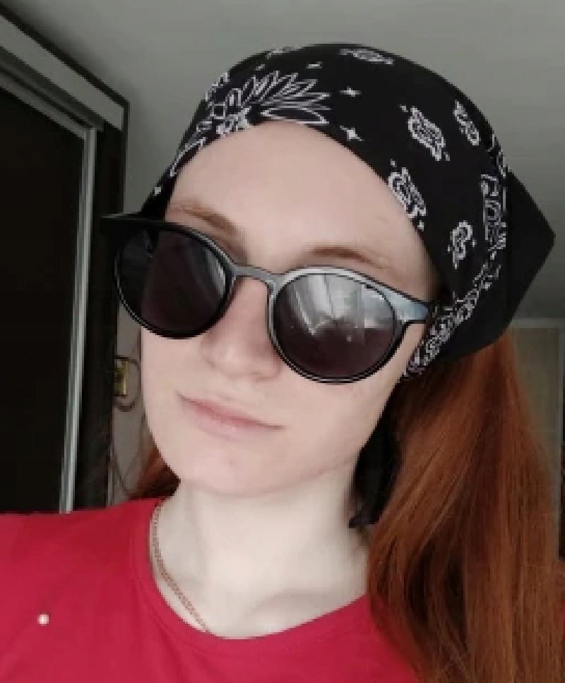 OPASKA LETNIA NA GŁOWĘ CZARNA NA GUMCE CHUSTKA NA LATO Rozmiar uniwersalny