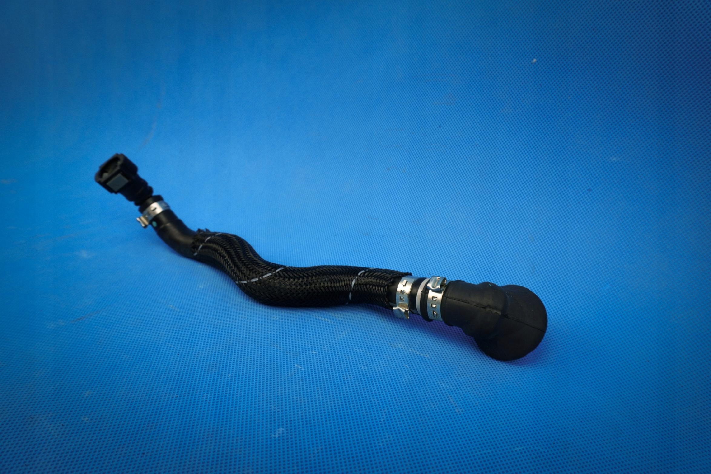 hose vacual Audi A4 8K A5 8K0611931DN