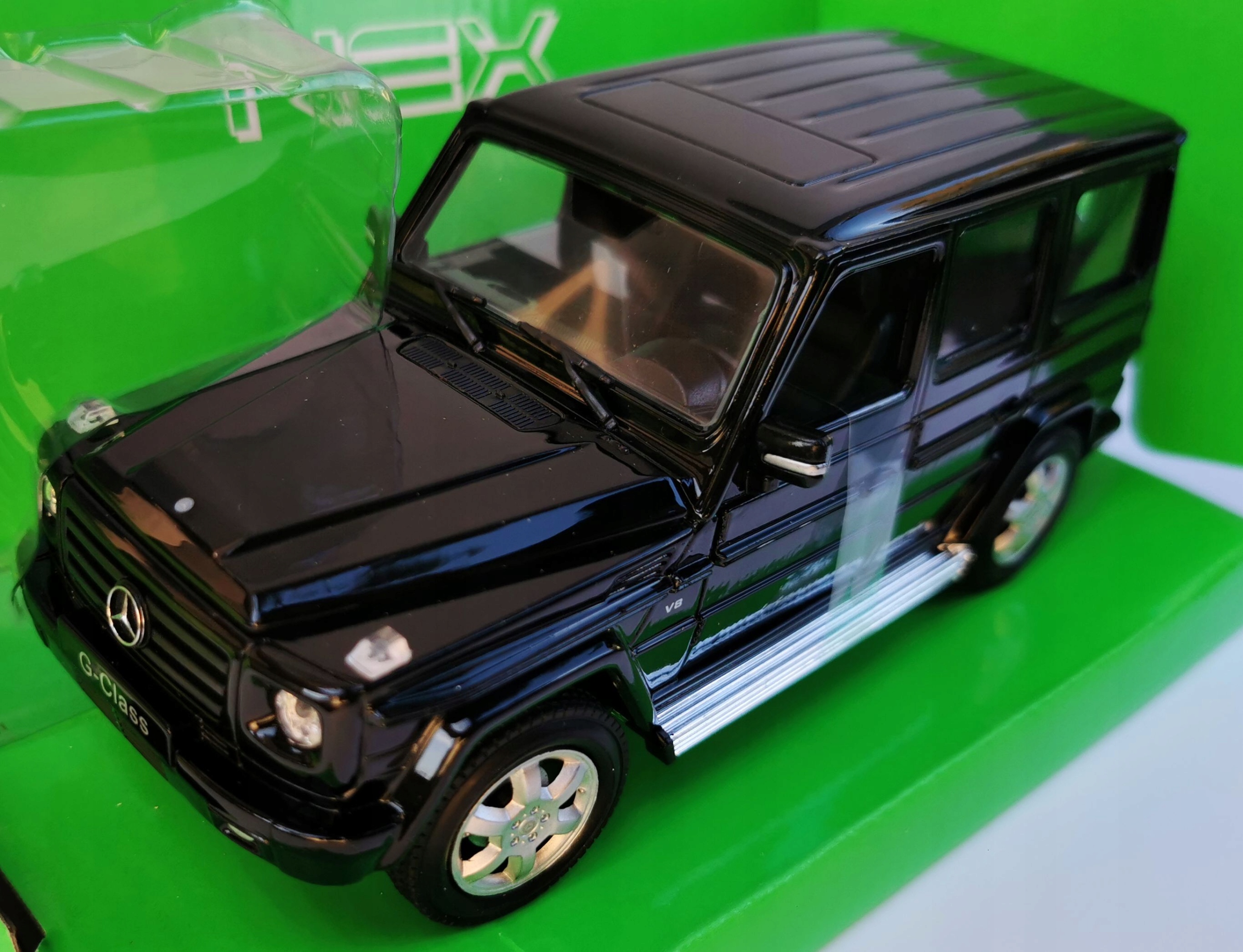 

Model metalowy Welly 1:24 Mercedes-Benz G-klasa