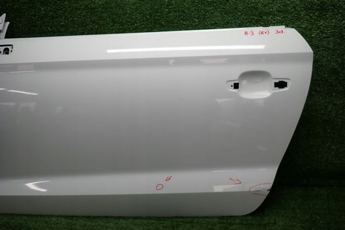 AUDI A3 8V 3d door left front front