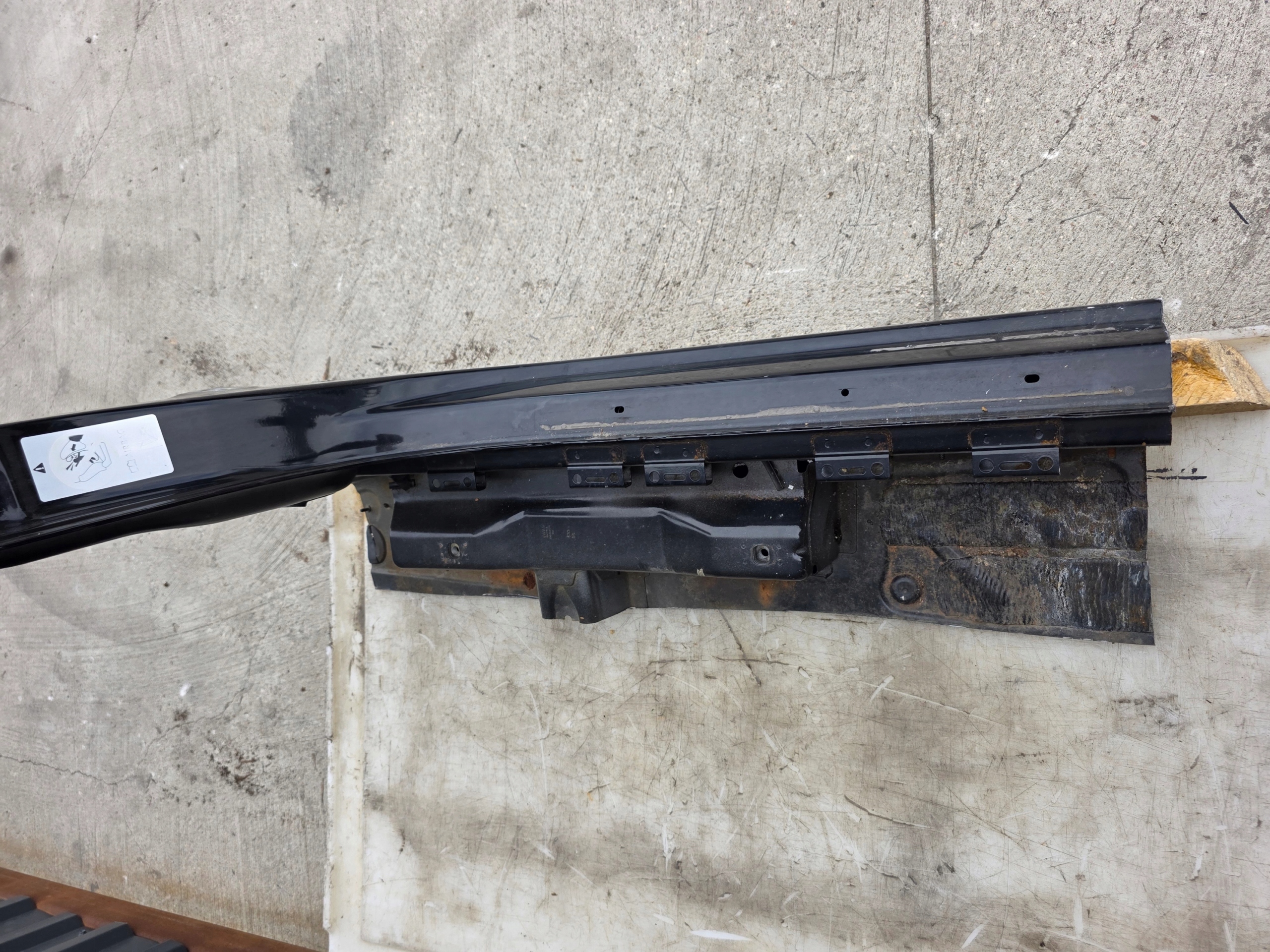 quarter threshold pillar B left side driver´s AUDI Q3 8U 2011-2016 original !