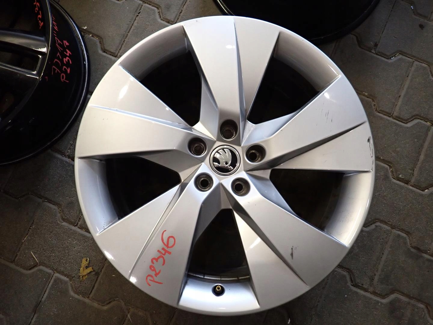 disk disk SKODA 5LA 5x112 ET45 8J 19" 5LA601025CN