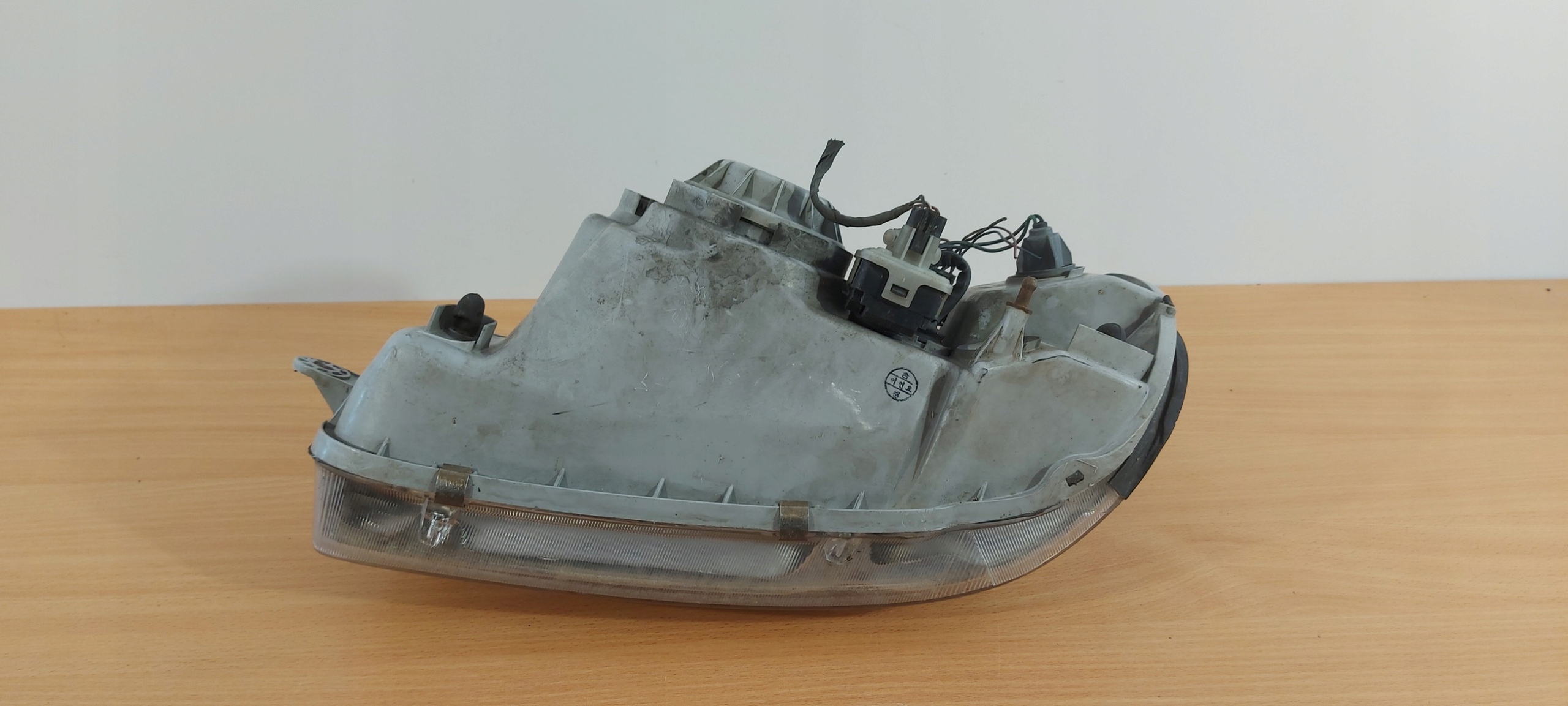 KIA CARNIVAL 2 II right light front REFLEKTOR OE