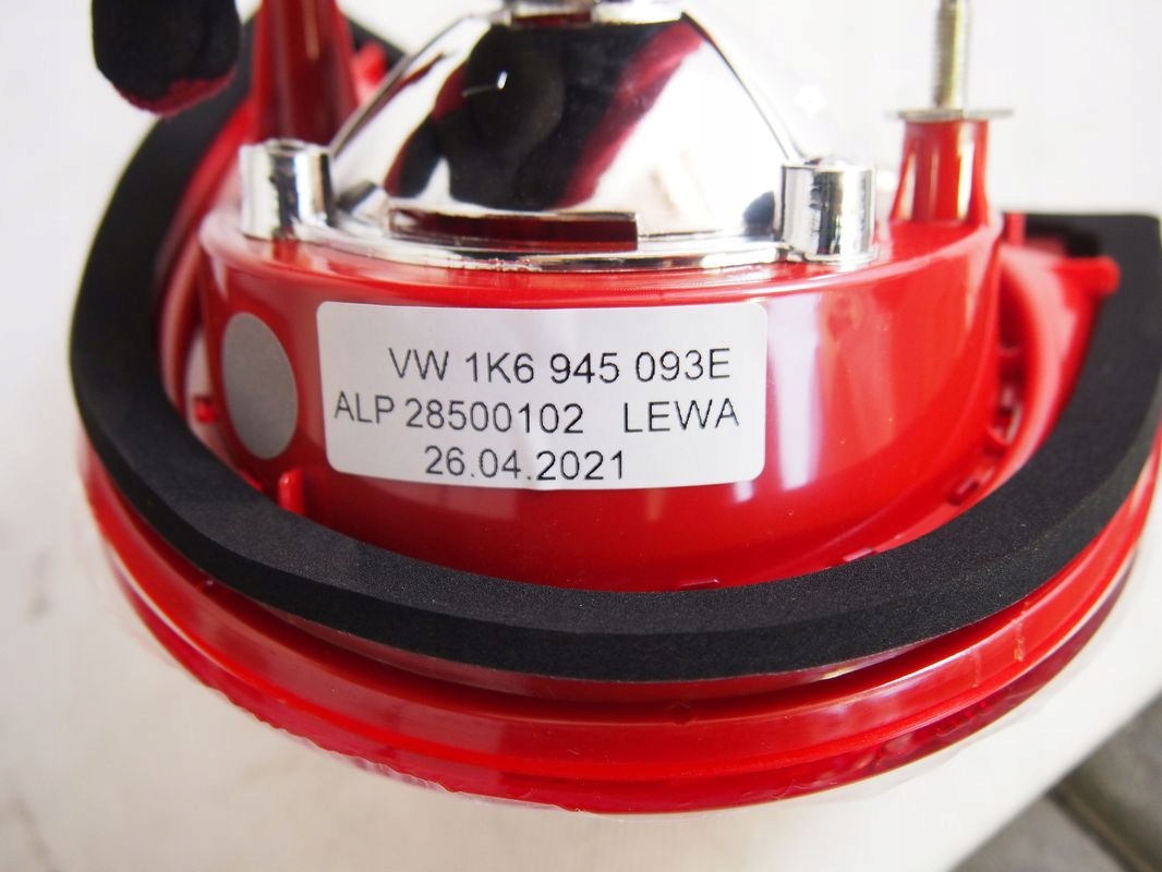Volkswagen Golf 5 V hb light left rear part rear VW 1K6945093E