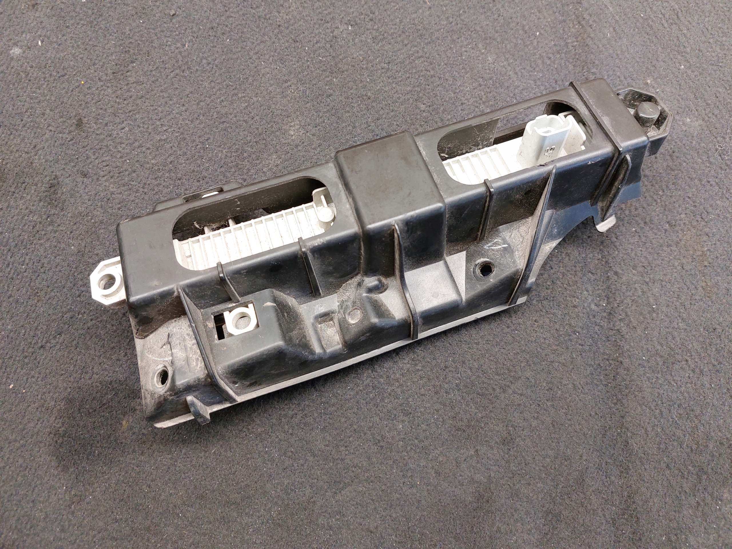 light running daytime DRL left TOYOTA AYGO II 16r