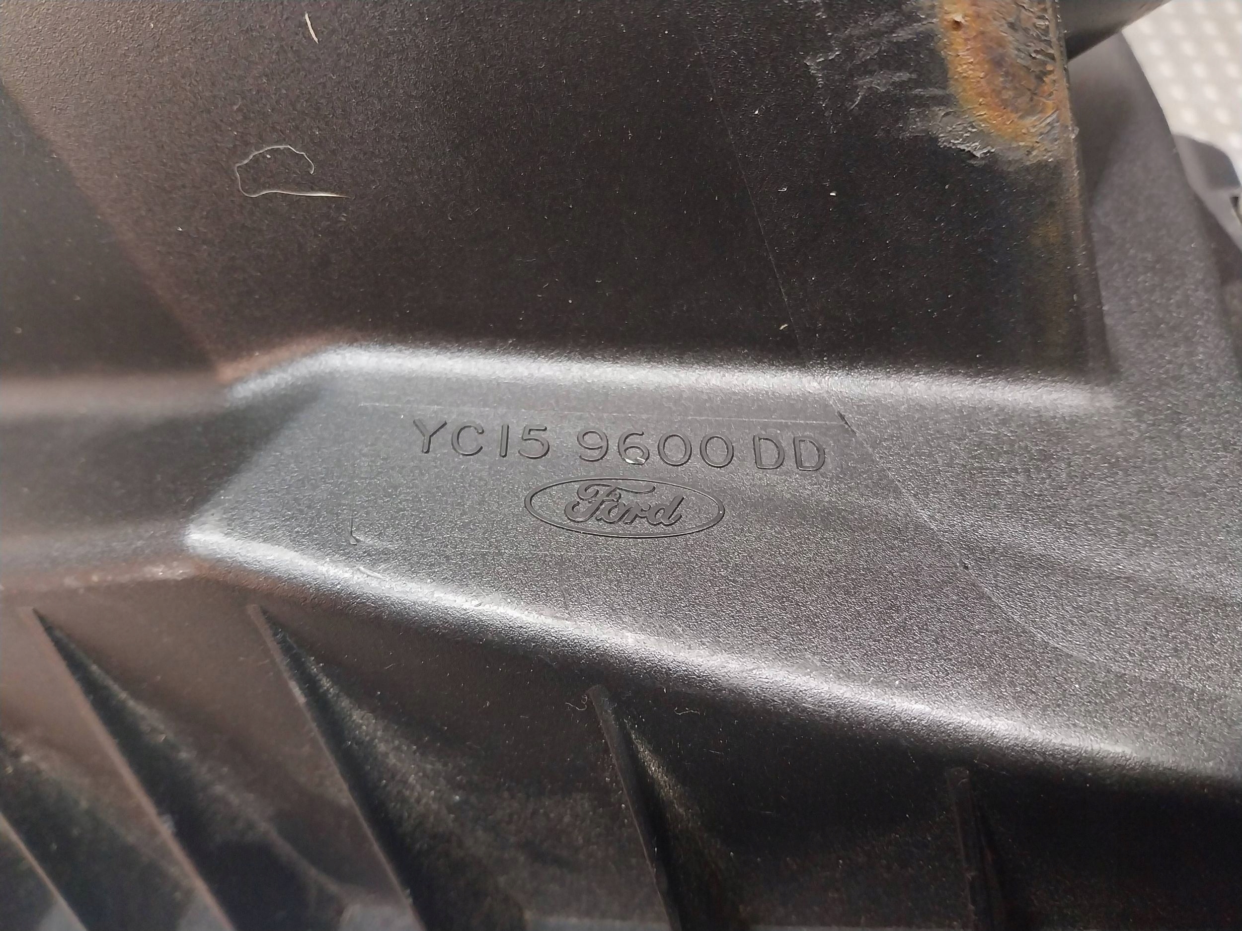 Gehäuse filter luft YC15-9600-DD FORD TRANSIT MK6 2.4 TDCI
