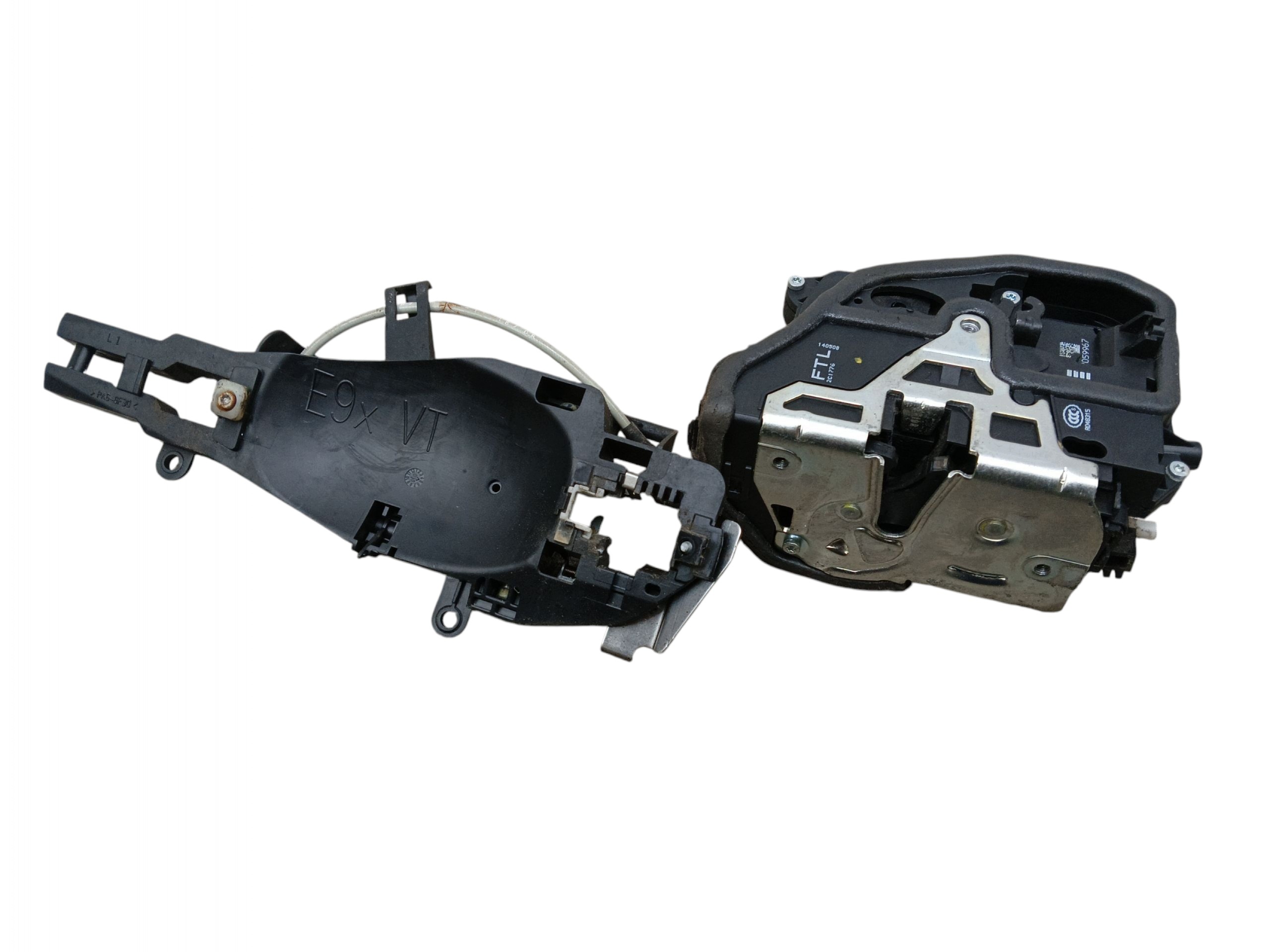 lock door left front 7 PIN BMW E91 E90 E92 E93 E81 E82 E7 E88 7059967