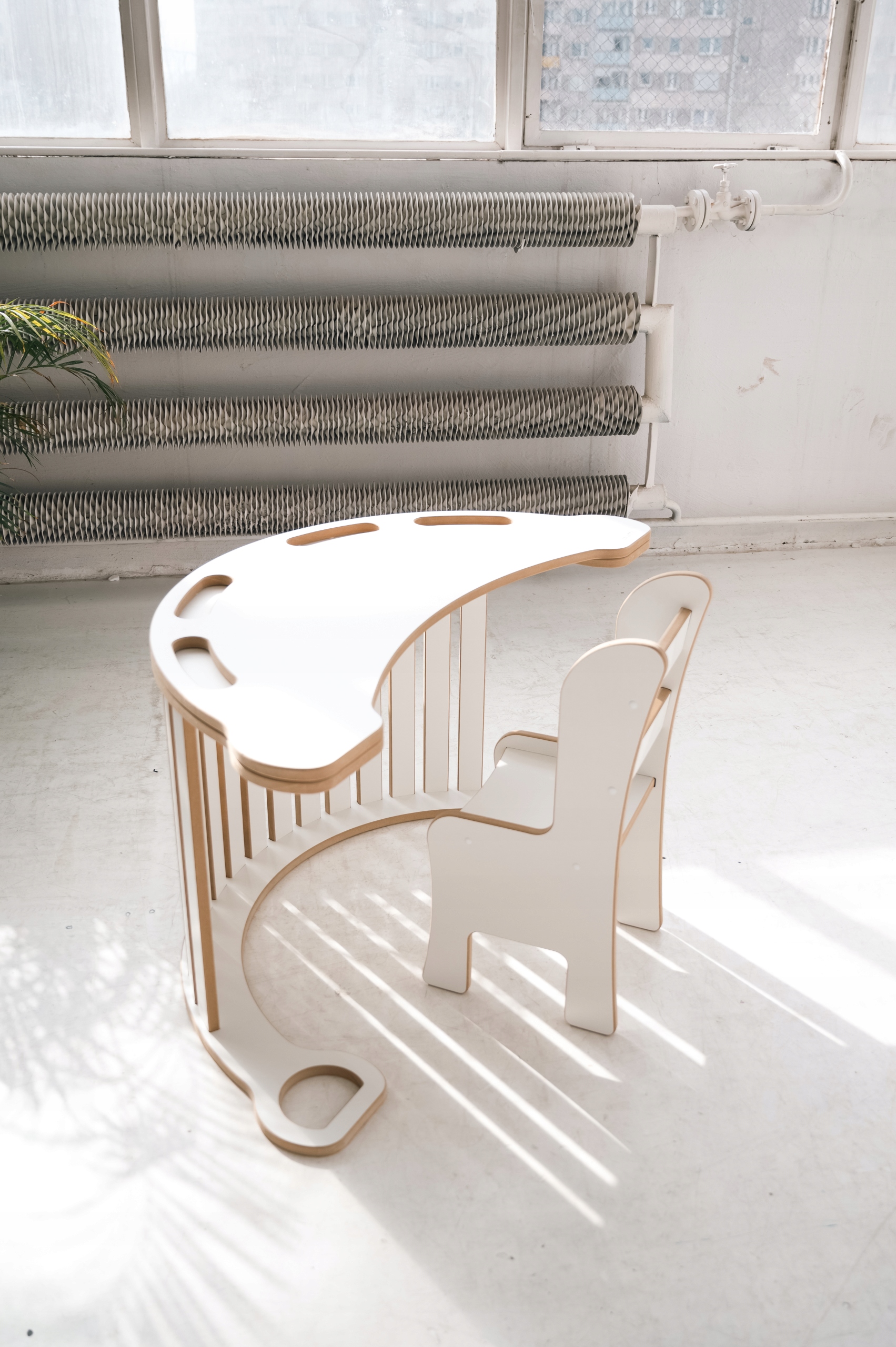 BUJAK DUŻY + ZJEŻDŻALNIA DRABINKA + BLAT TUPTIWOOD Kolor dominujący biel