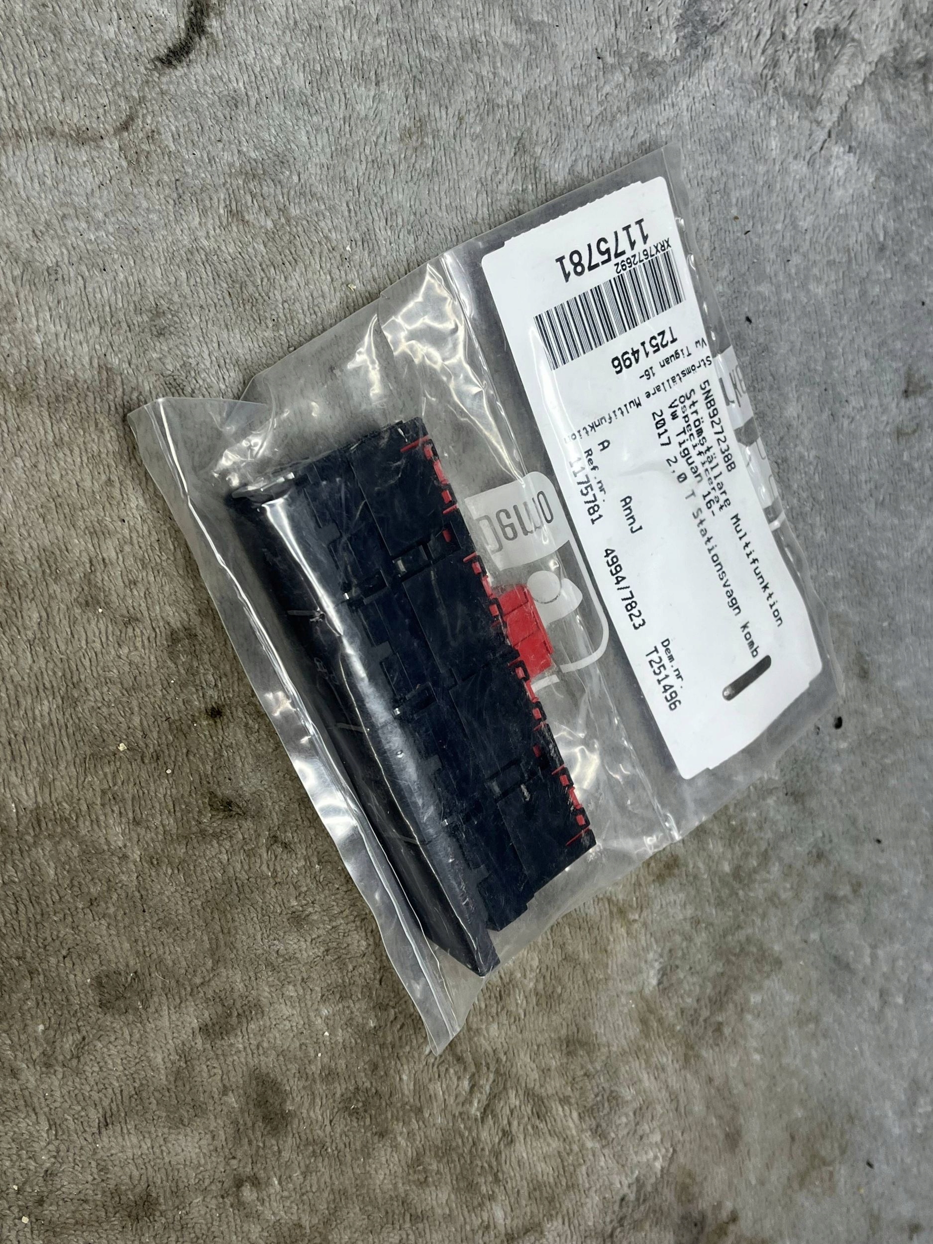 VOLKSWAGEN OE switch Panel pdc start stop Vw Tiguan 5NB927238B !J