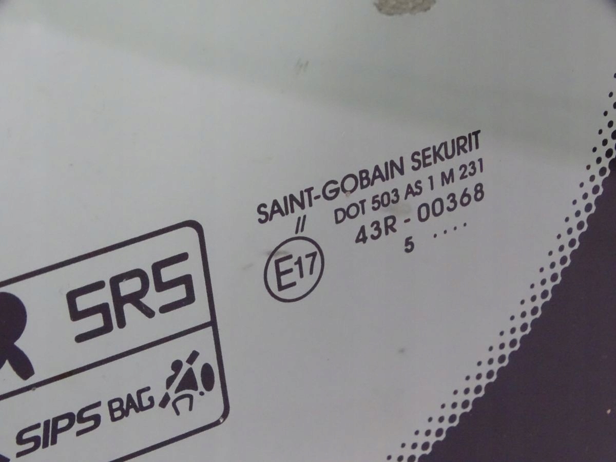 VOLVO S60 I 00-10 SZYBA CZOŁOWA PRZÓD PRZEDNIA Producent części Volvo OE