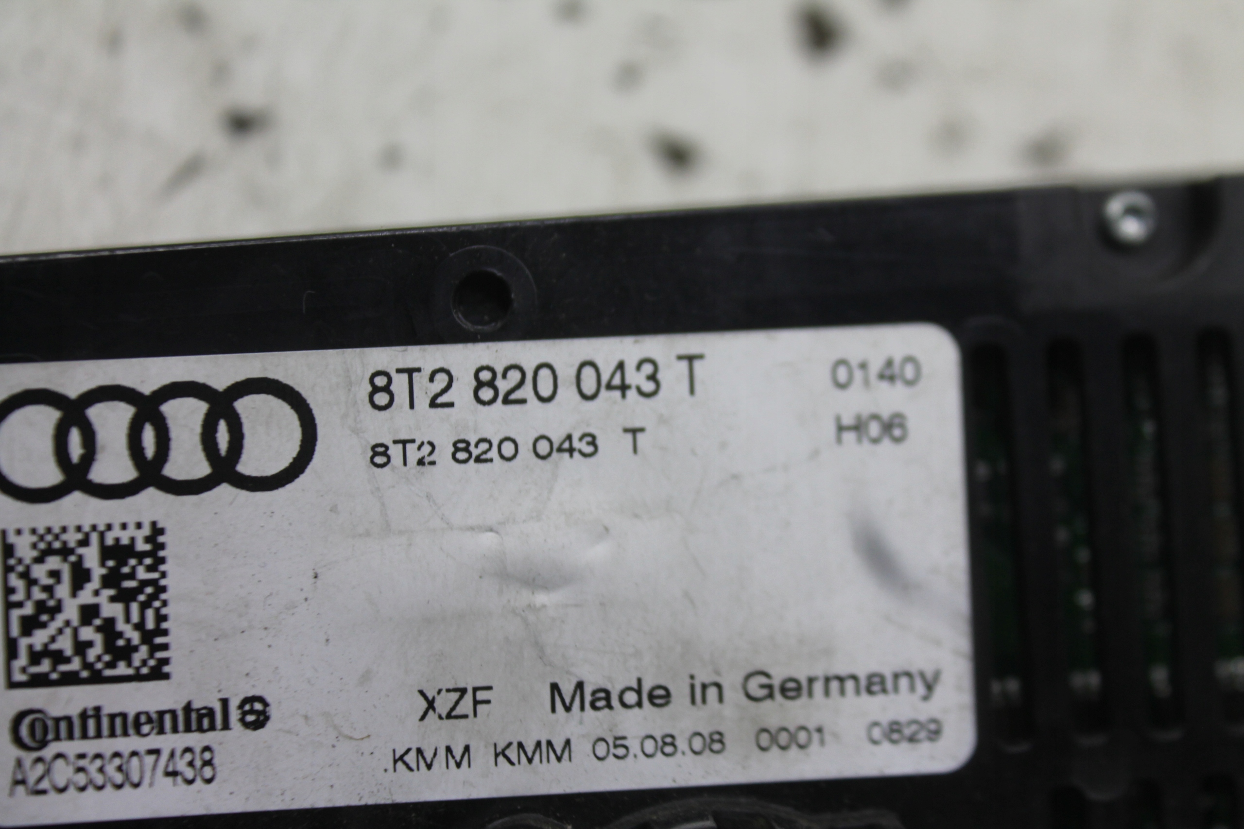 control panel air conditioning devices of the air conditioning 8T2820043T AUDI