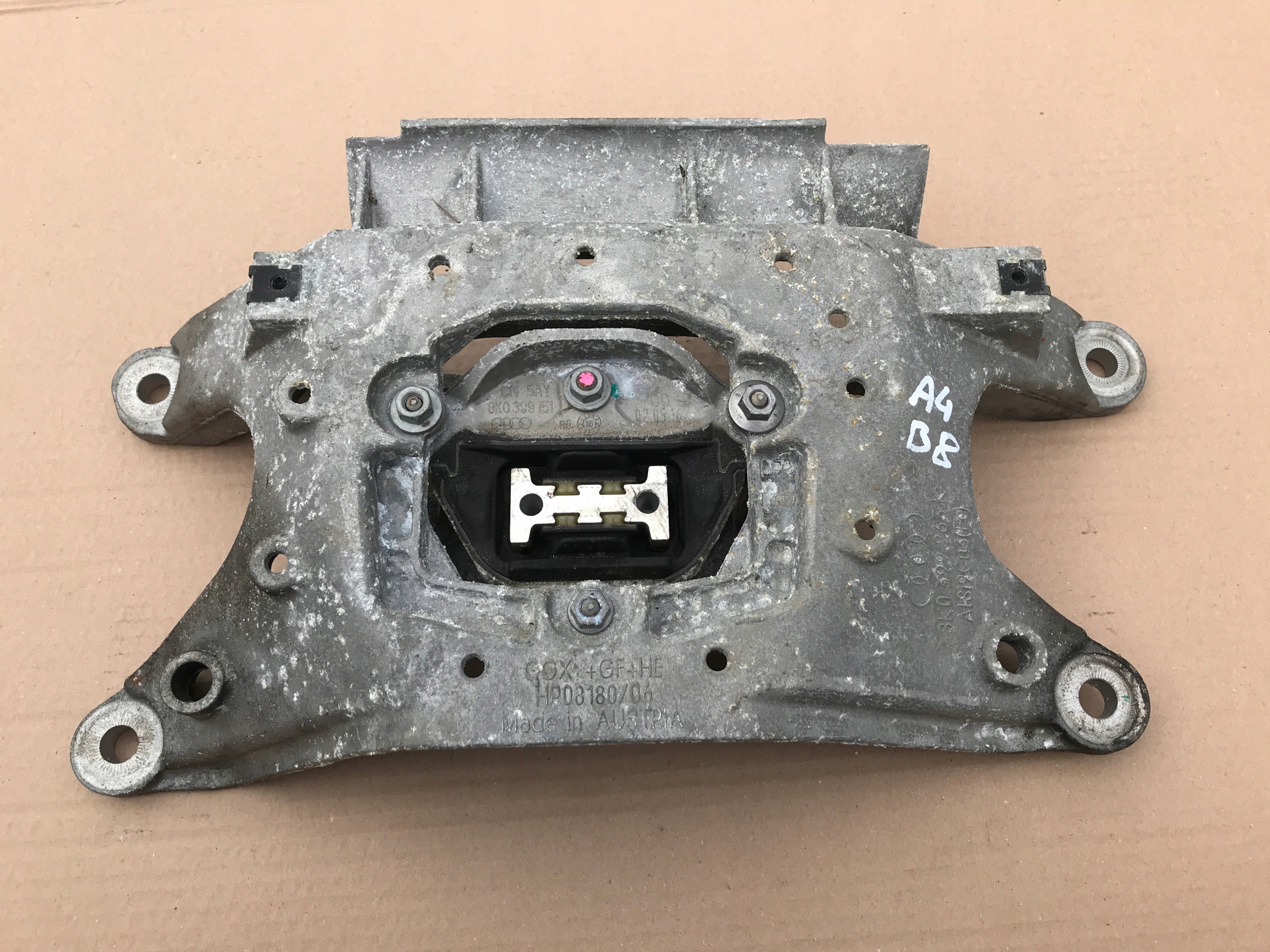 holder gearbox mounting AUDI A4 B8 A5 8K0399263K 16r