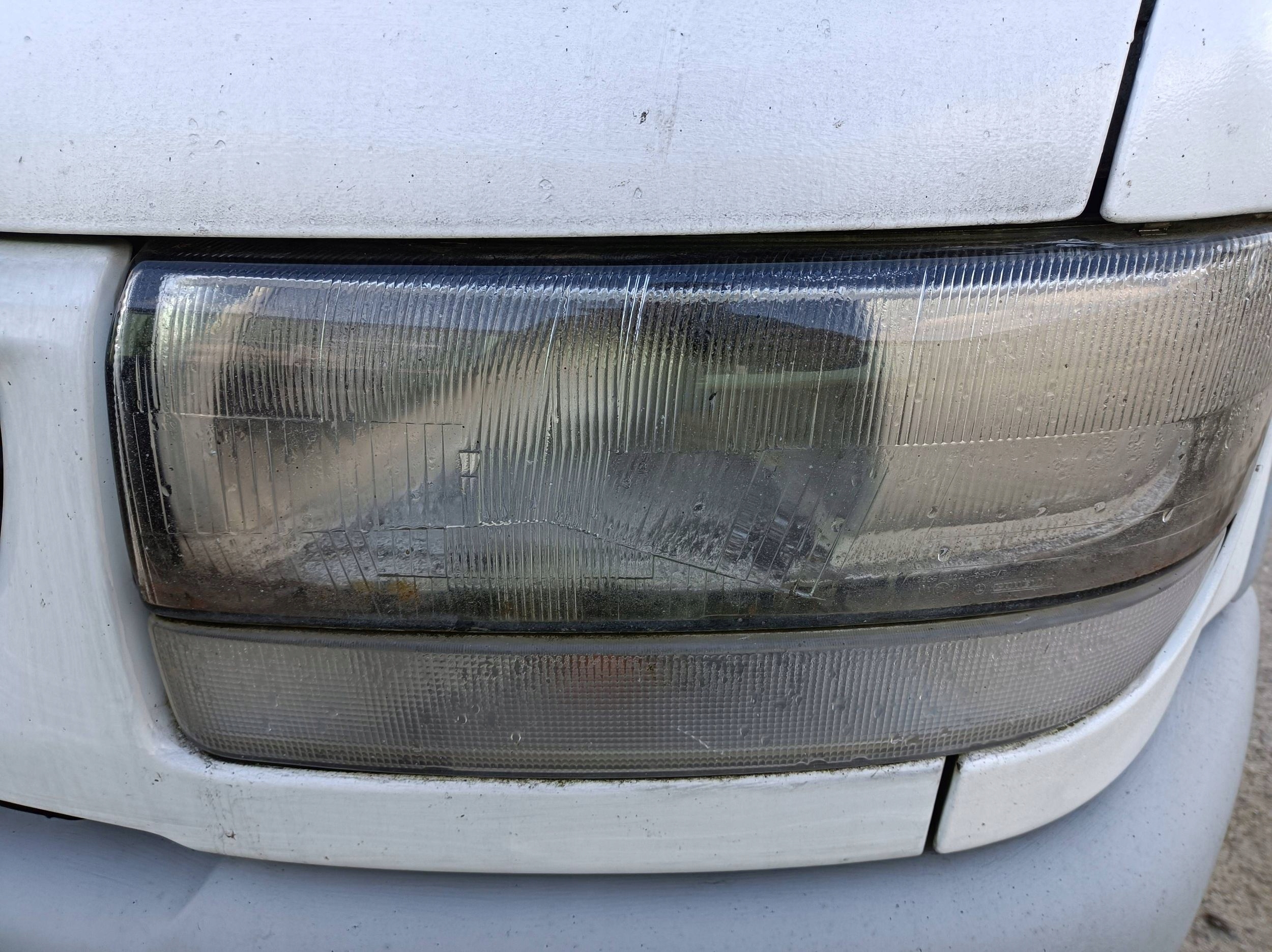 Reflektor light Renault Master III left front