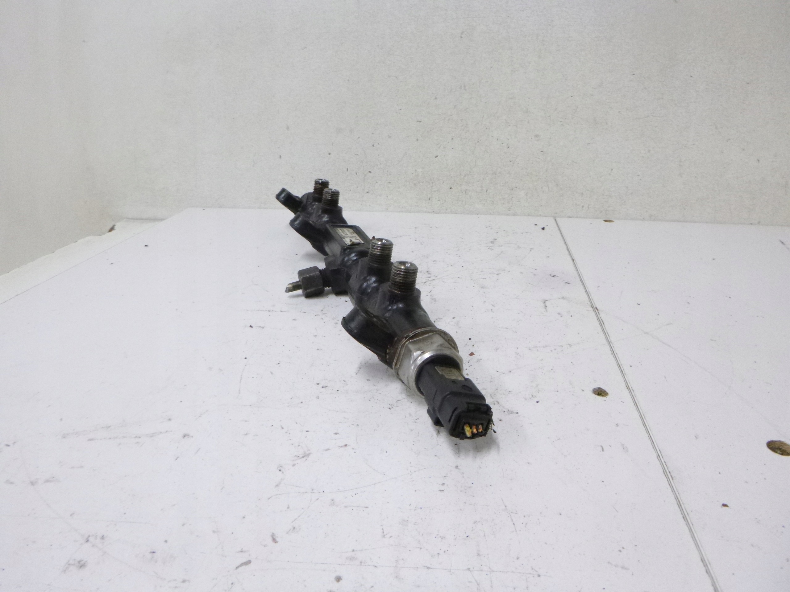 rampe injection Delphi Ford Transit MK5 2.0 TDCi R9144Z050B 2S7Q-9D280-AL