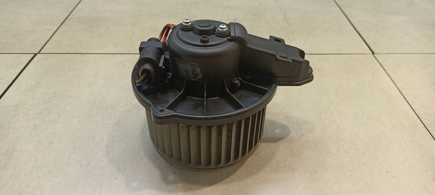 fan heating AUDI A6 C5 2.5 TDI AUTOMAT