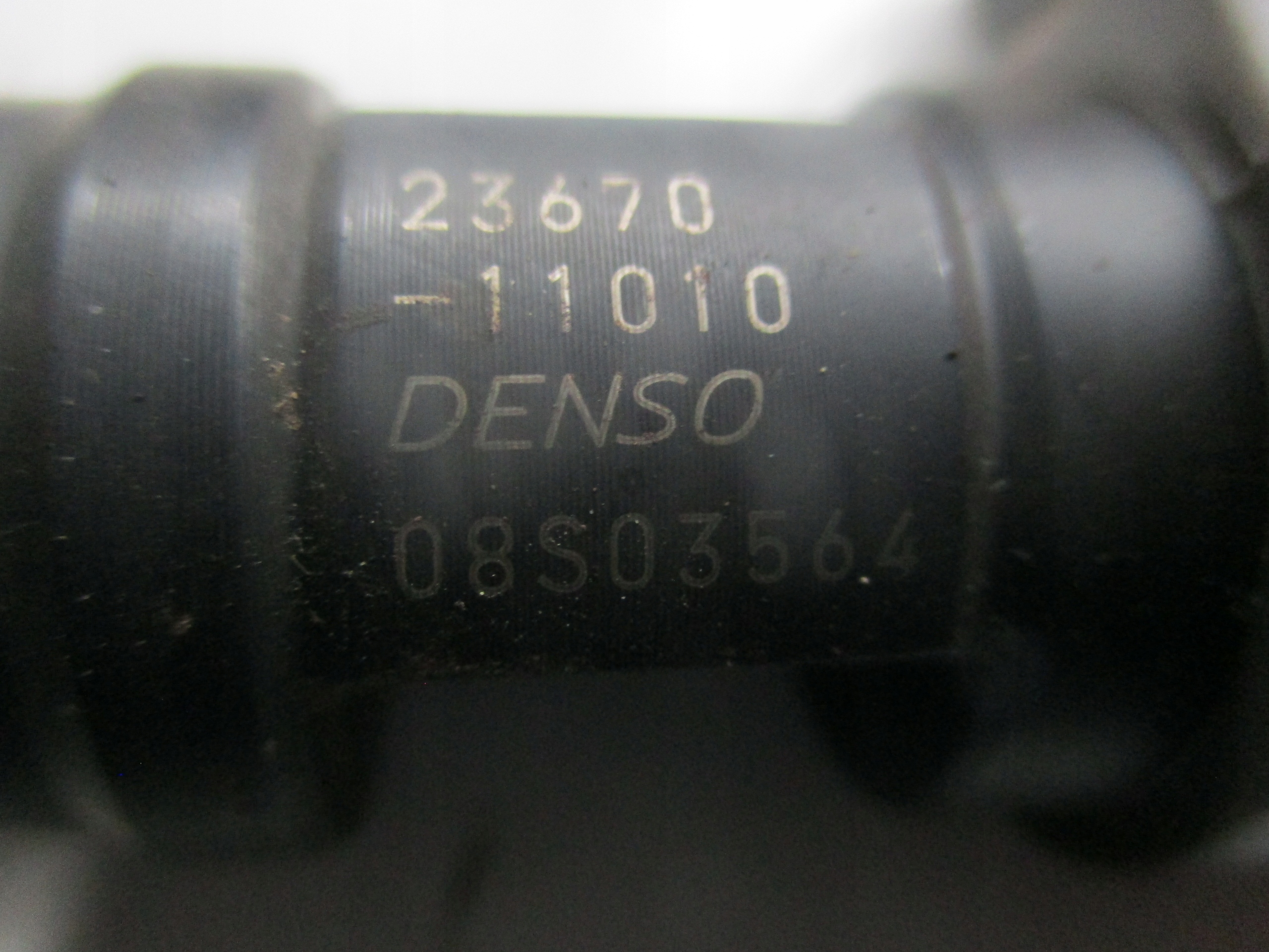 Einspritzdüse Toyota Land Cruiser 150 2.8 D4D 23670-11010