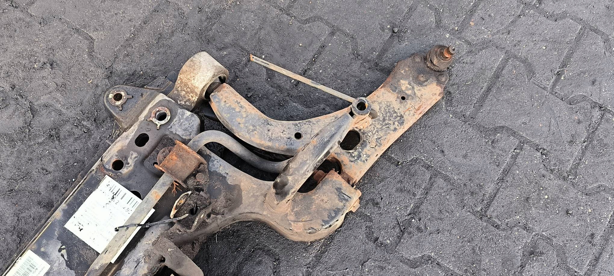 axle beam front 1.4 TDCI FORD FIESTA MK6