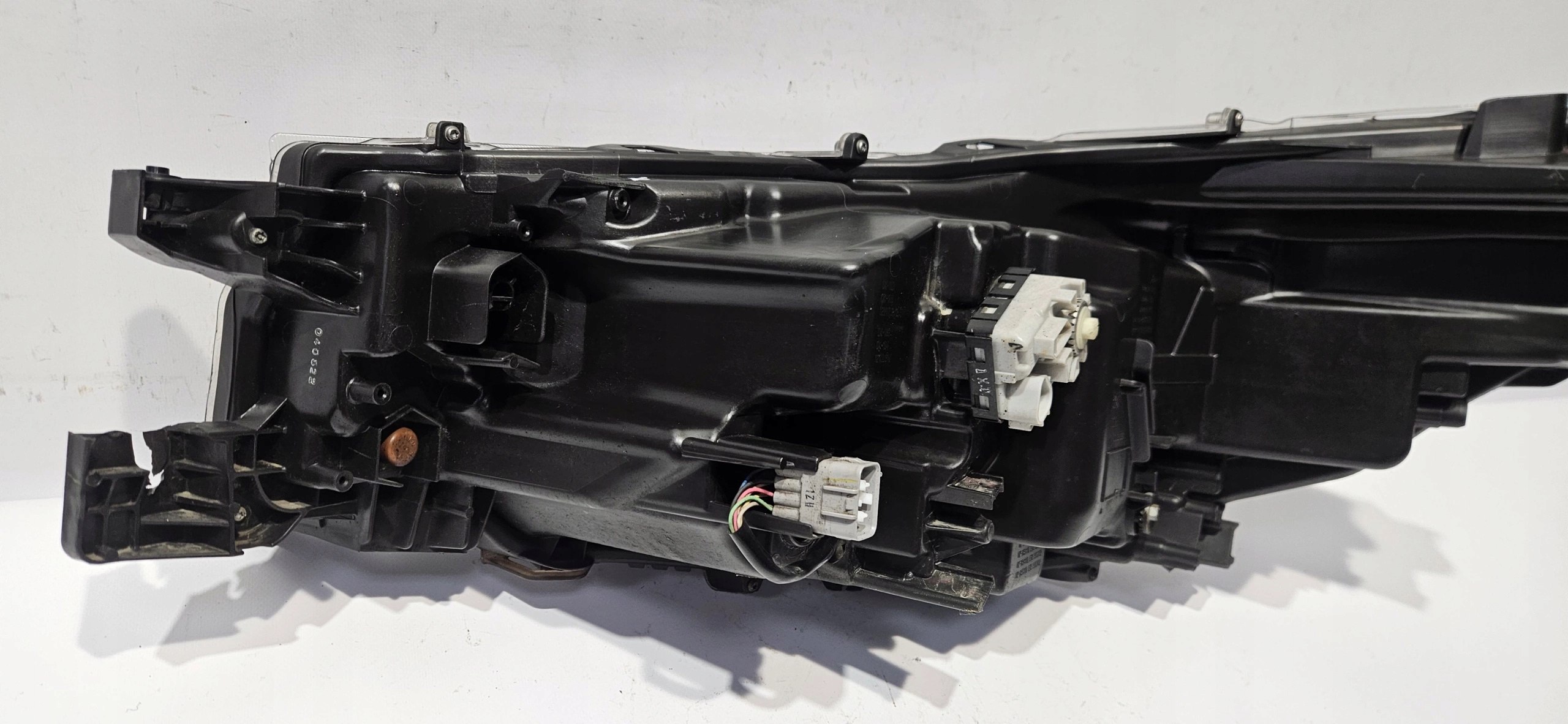 light right front FULL LED TOYOTA HILUX VIII LIFT
