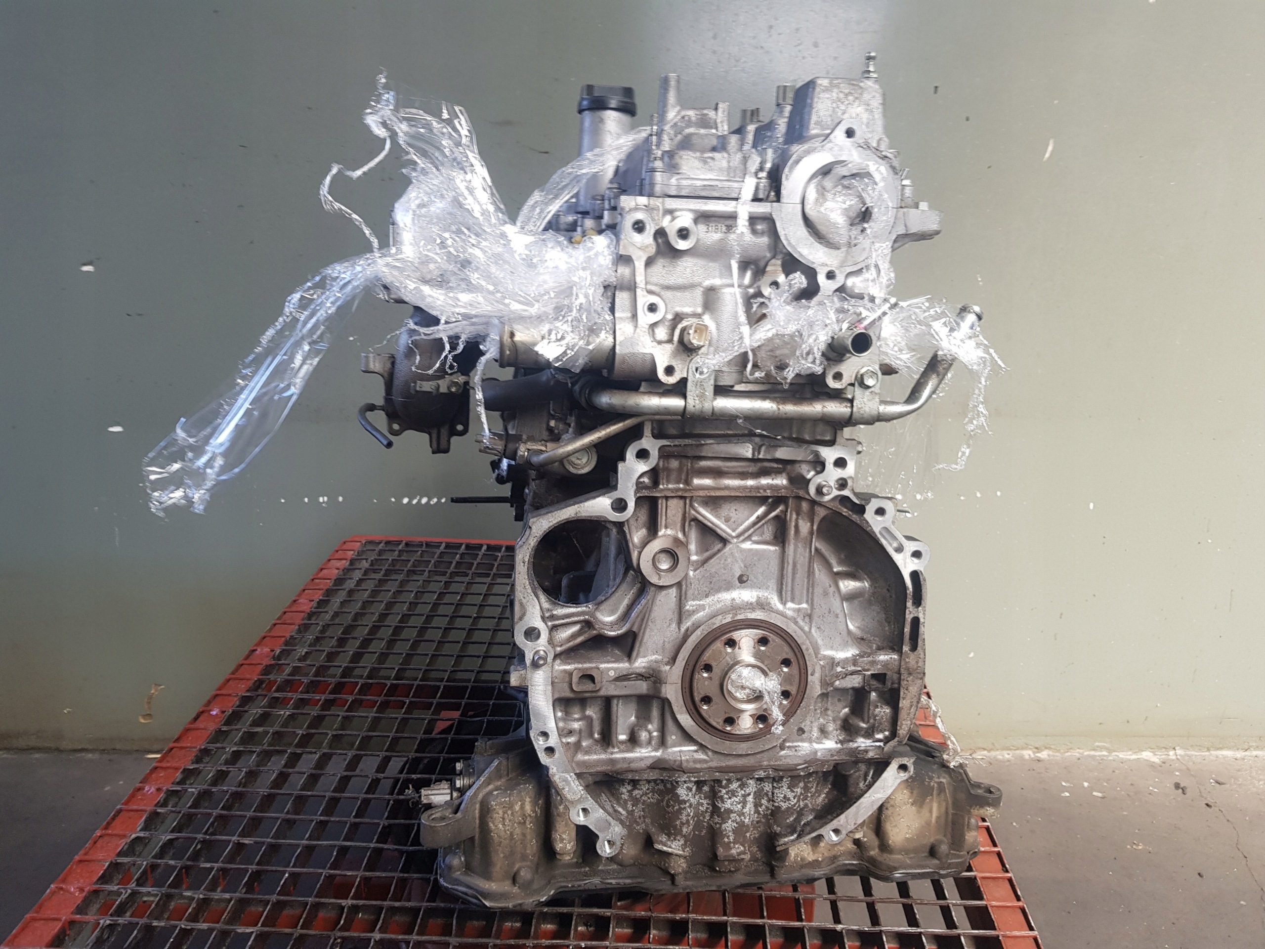 engine DIESEL- pillar TOYOTA / LEXUS IS 220D 2AD